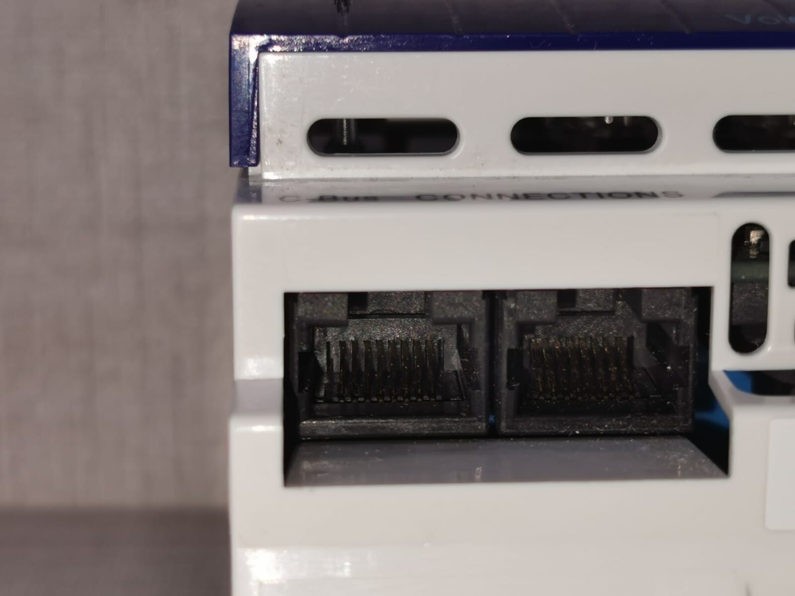 CLIPSAL L5504RVF/L5504RVFP CLIPSAL L5504RVF/L5504RVFP Relay 4 Channel Voltage Free Relay(MFG 2020) 6