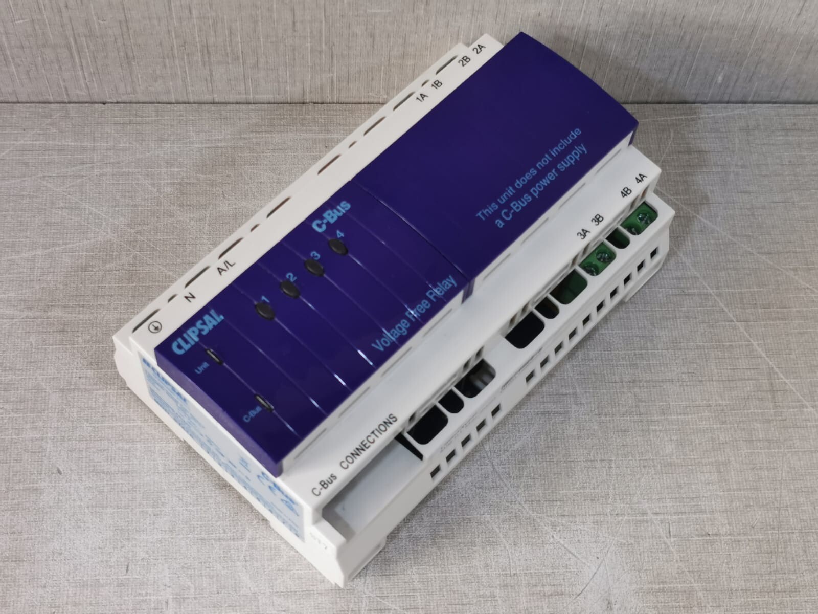 CLIPSAL L5504RVF/L5504RVFP CLIPSAL L5504RVF/L5504RVFP Relay 4 Channel Voltage Free Relay(MFG 2020) 9