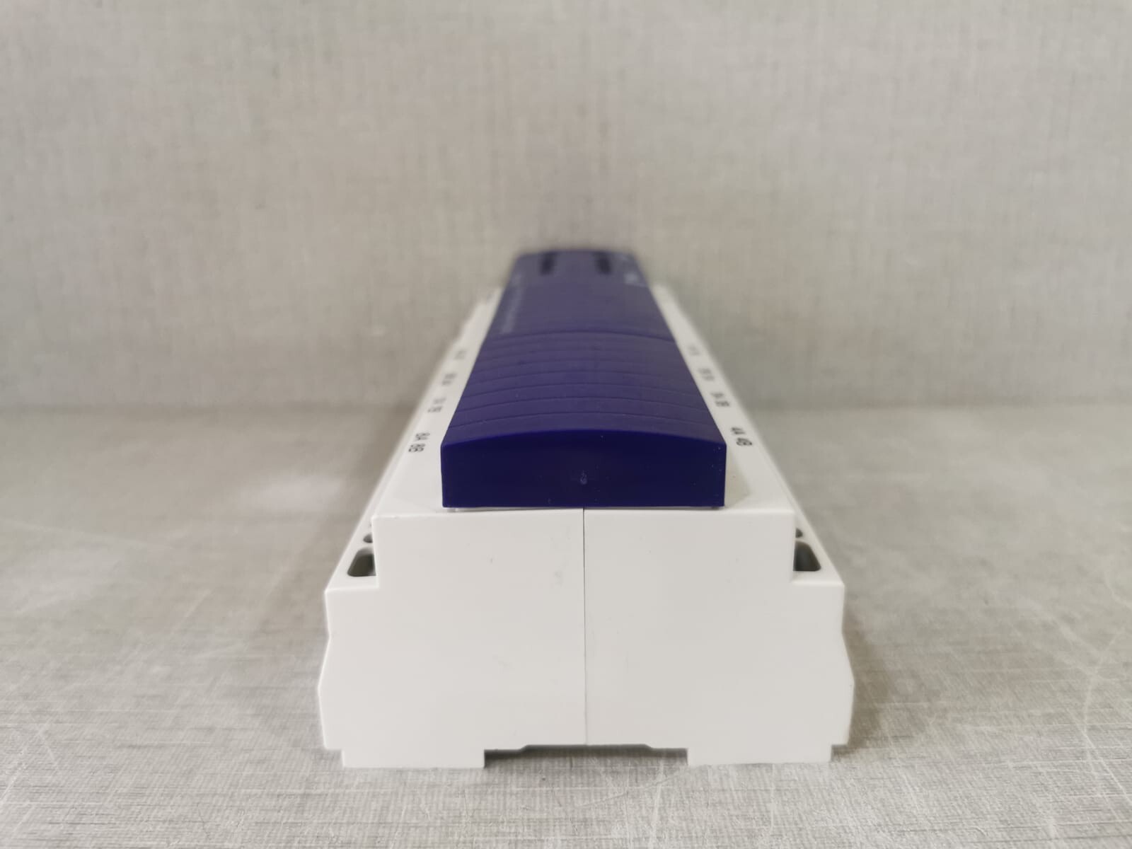 Clipsal L5508RVF CLIPSAL L5508RVF C-BUS2 8-CHANNEL VOLTAGE FREE RELAY (MFG 2016) 4