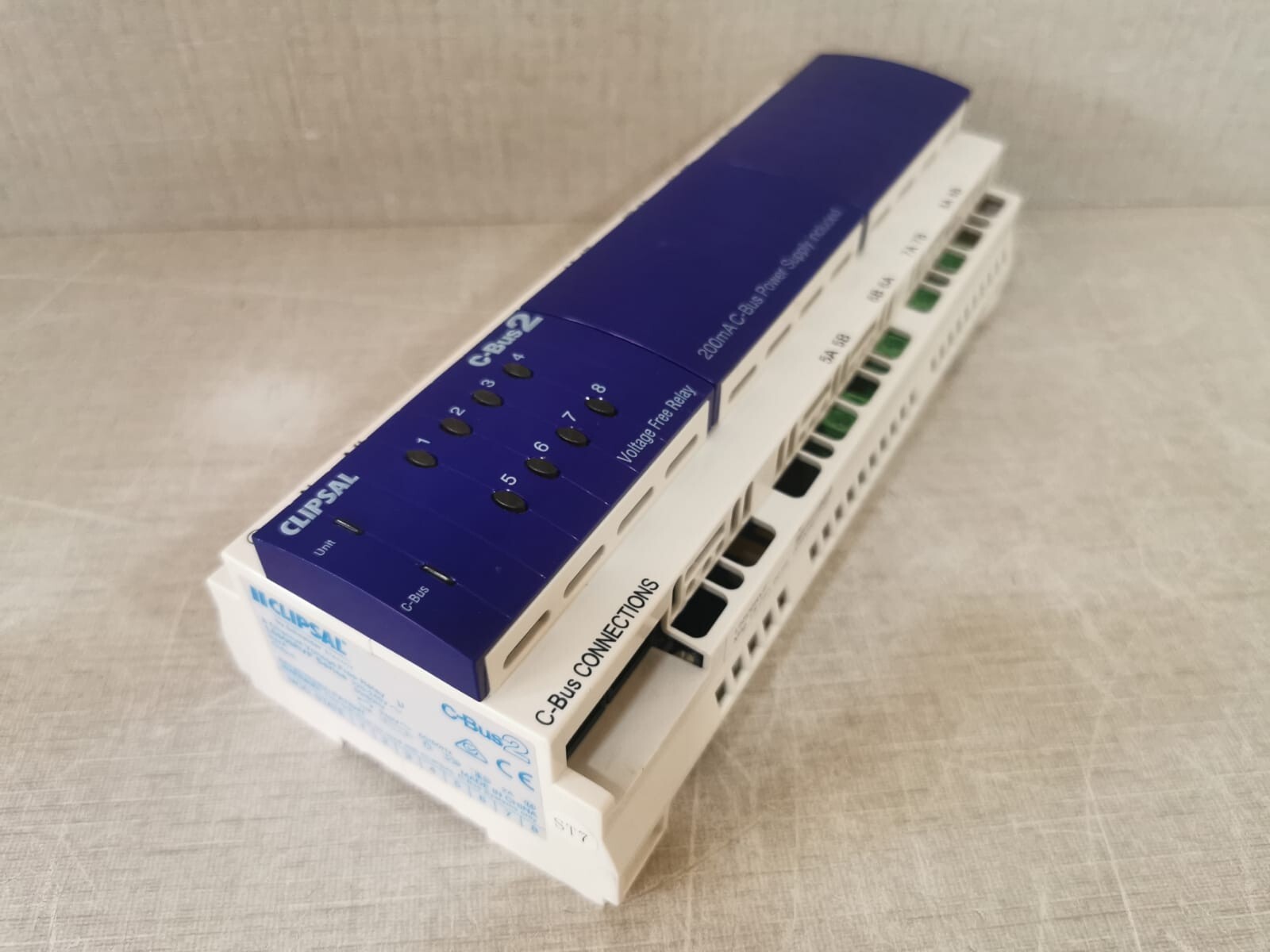 Clipsal L5508RVF CLIPSAL L5508RVF C-BUS2 8-CHANNEL VOLTAGE FREE RELAY (MFG 2016) 8