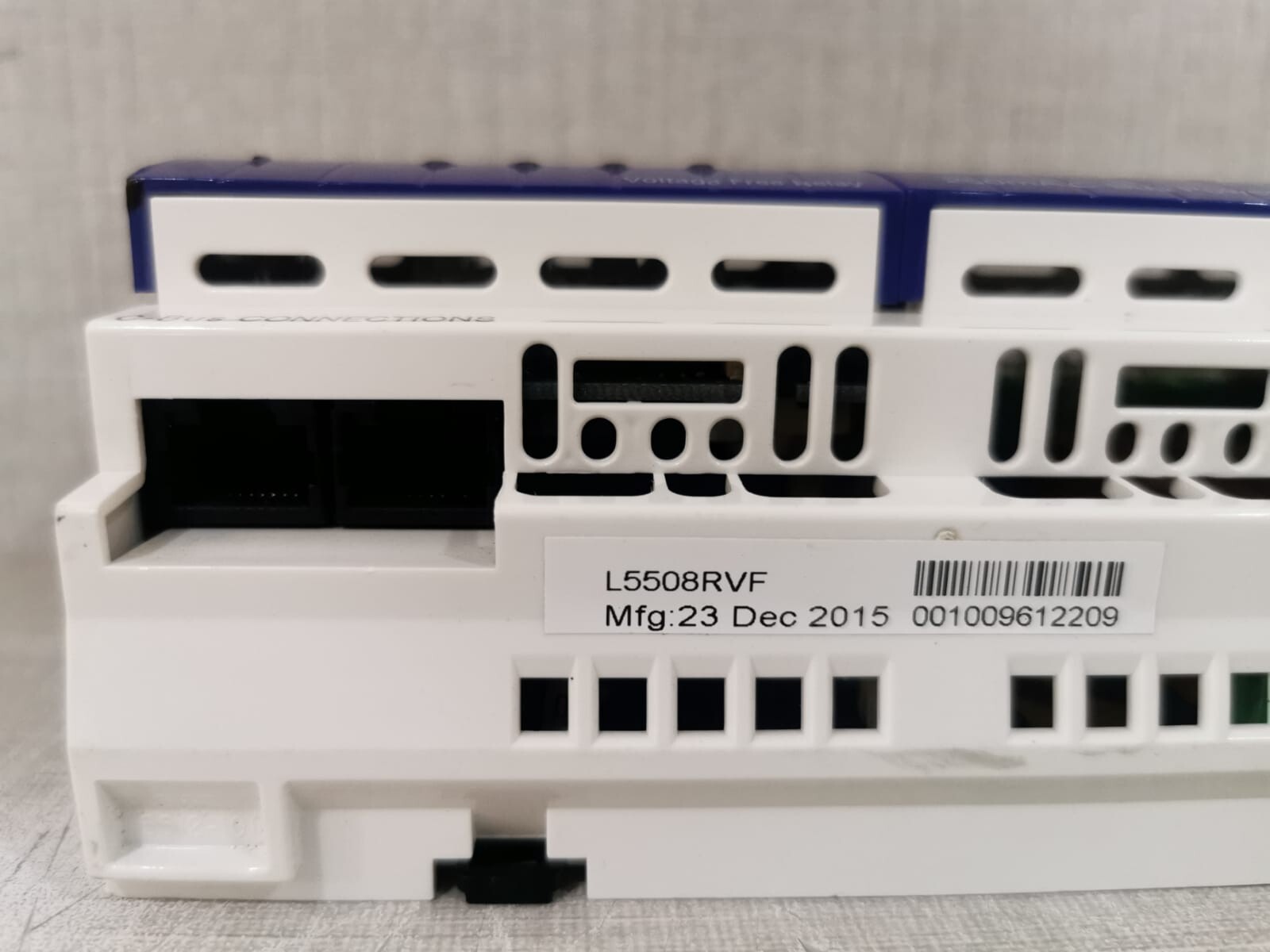 Clipsal L5508RVF CLIPSAL L5508RVF C-BUS2 8-CHANNEL VOLTAGE FREE RELAY (MFG 2015) 5