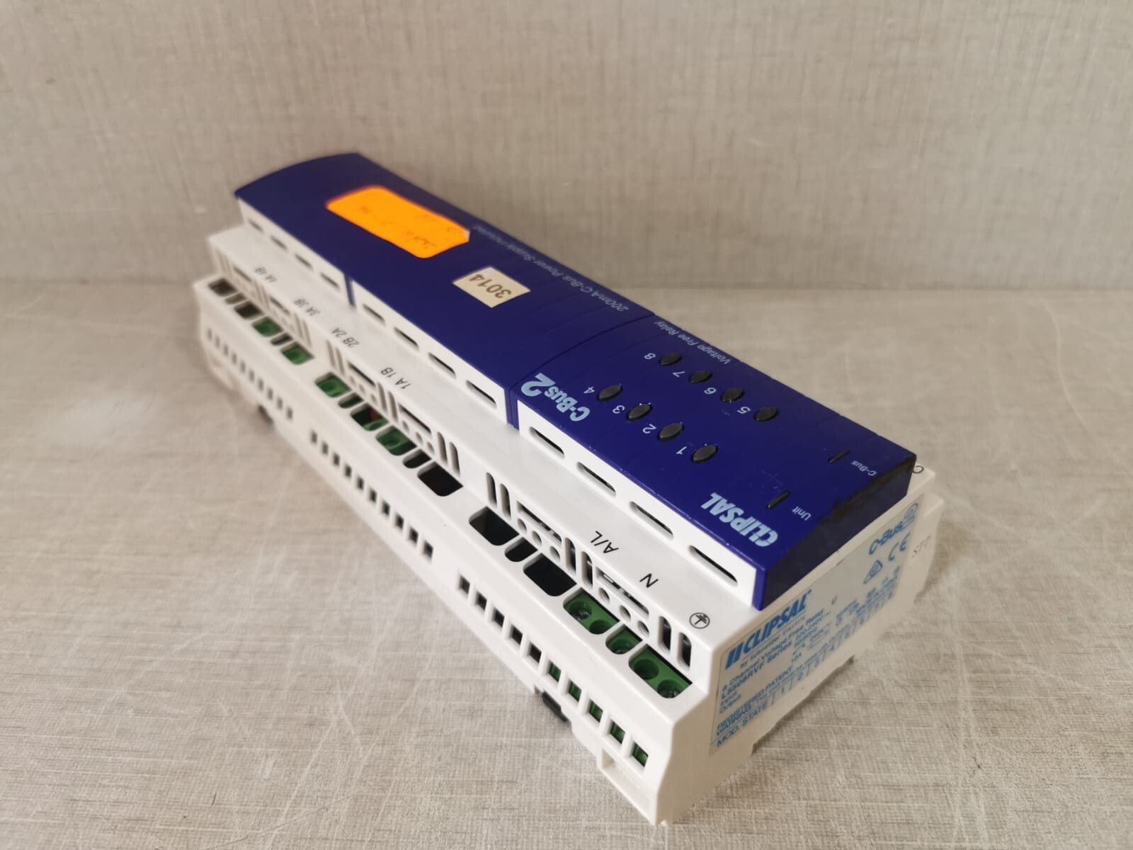 Clipsal L5508RVF CLIPSAL L5508RVF C-BUS2 8-CHANNEL VOLTAGE FREE RELAY (MFG 2015) 8