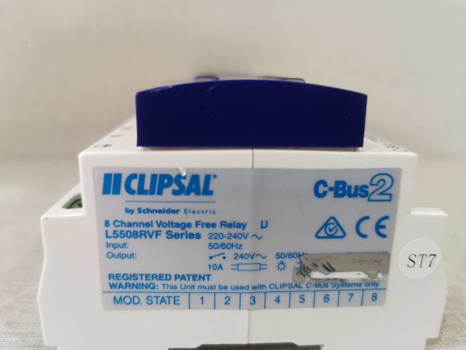 Clipsal L5508RVF CLIPSAL L5508RVF C-BUS2 8-CHANNEL VOLTAGE FREE RELAY (MFG 2011) 2
