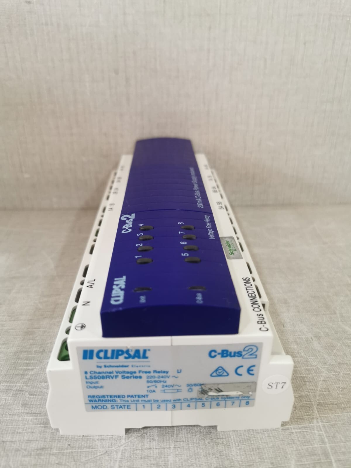 Clipsal L5508RVF CLIPSAL L5508RVF C-BUS2 8-CHANNEL VOLTAGE FREE RELAY (MFG 2011) 3