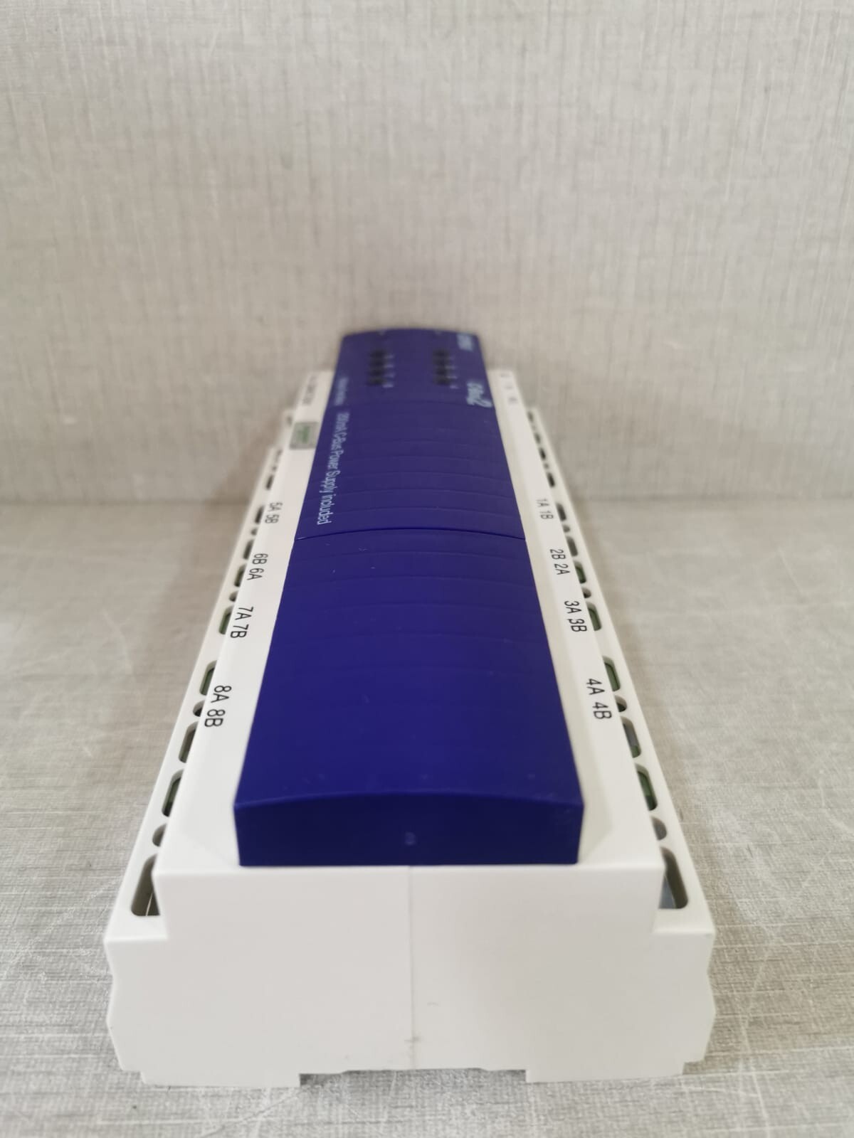 Clipsal L5508RVF CLIPSAL L5508RVF C-BUS2 8-CHANNEL VOLTAGE FREE RELAY (MFG 2011) 4