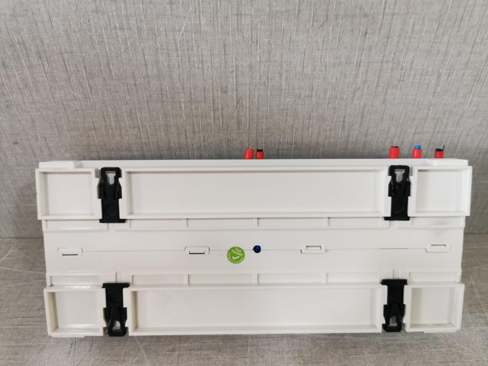 Clipsal L5508RVF CLIPSAL L5508RVF C-BUS2 8-CHANNEL VOLTAGE FREE RELAY (MFG 2008) 10