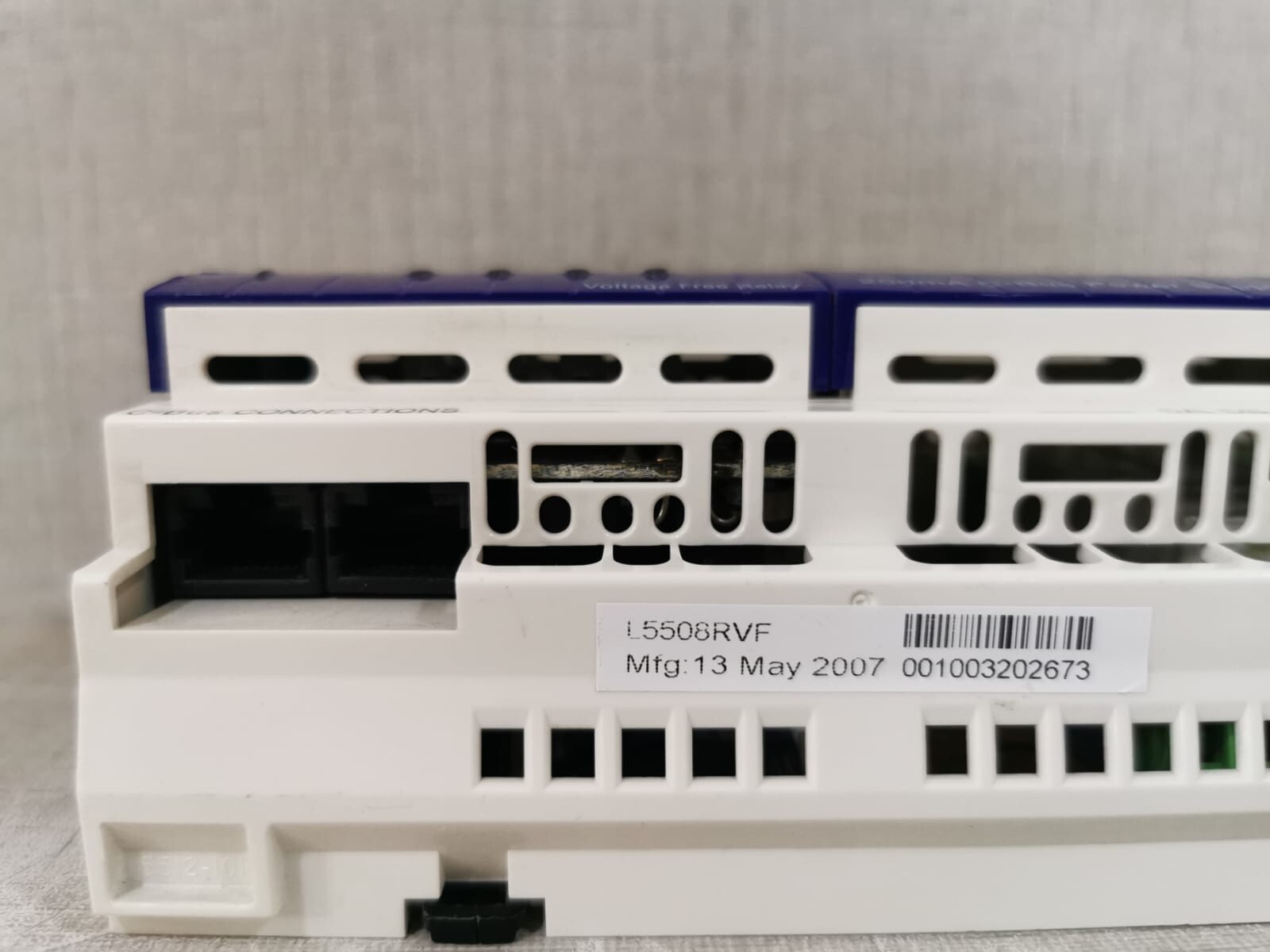 Clipsal L5508RVF CLIPSAL L5508RVF C-BUS2 8-CHANNEL VOLTAGE FREE RELAY (MFG 2007) 5