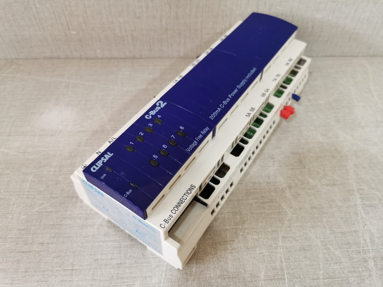 Clipsal L5508RVF CLIPSAL L5508RVF C-BUS2 8-CHANNEL VOLTAGE FREE RELAY (MFG 2007) 8