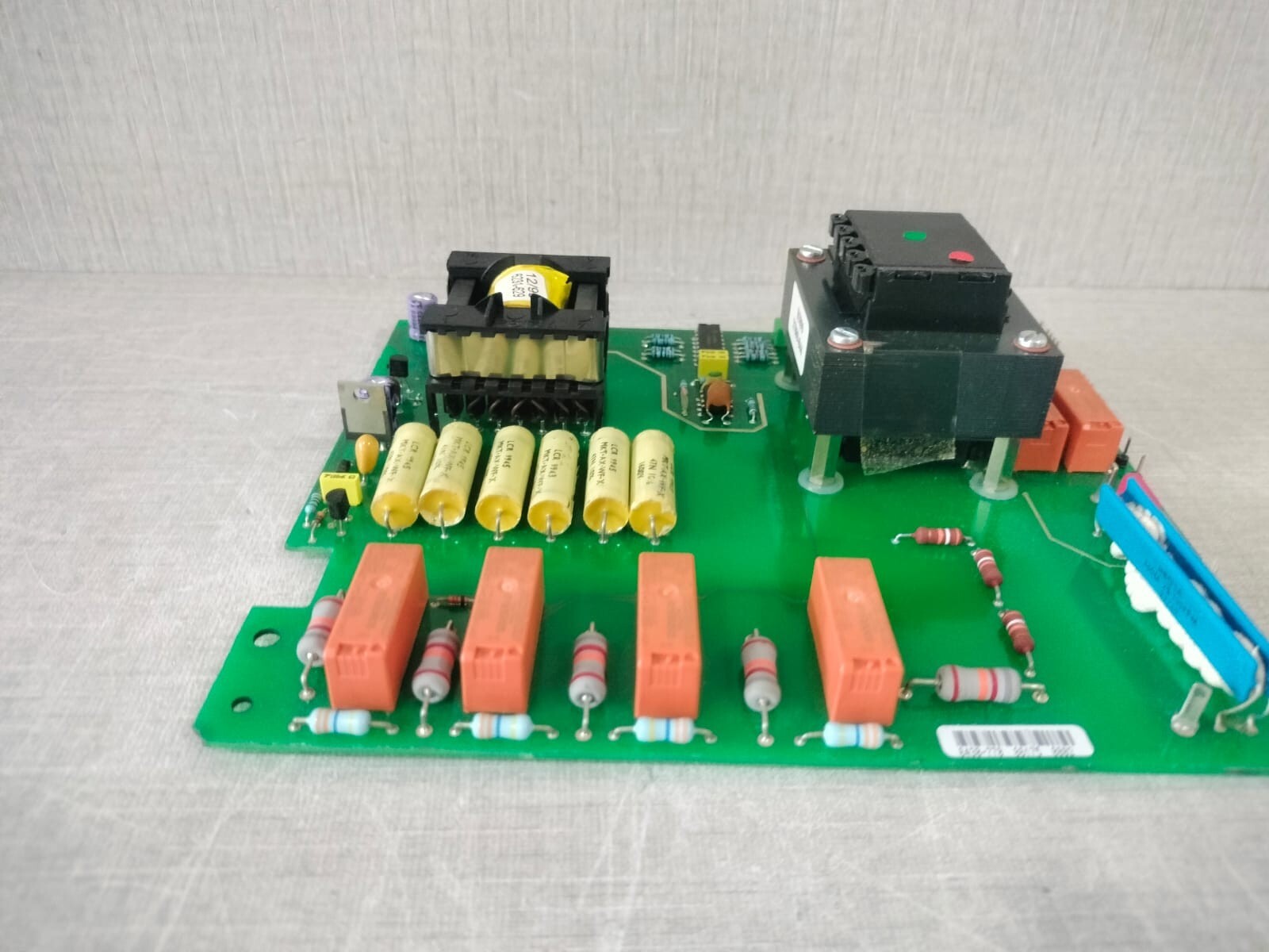 AVO 5440-237(A2) AVO international 5440-237(A2) board from Megger Insulation Tester 10