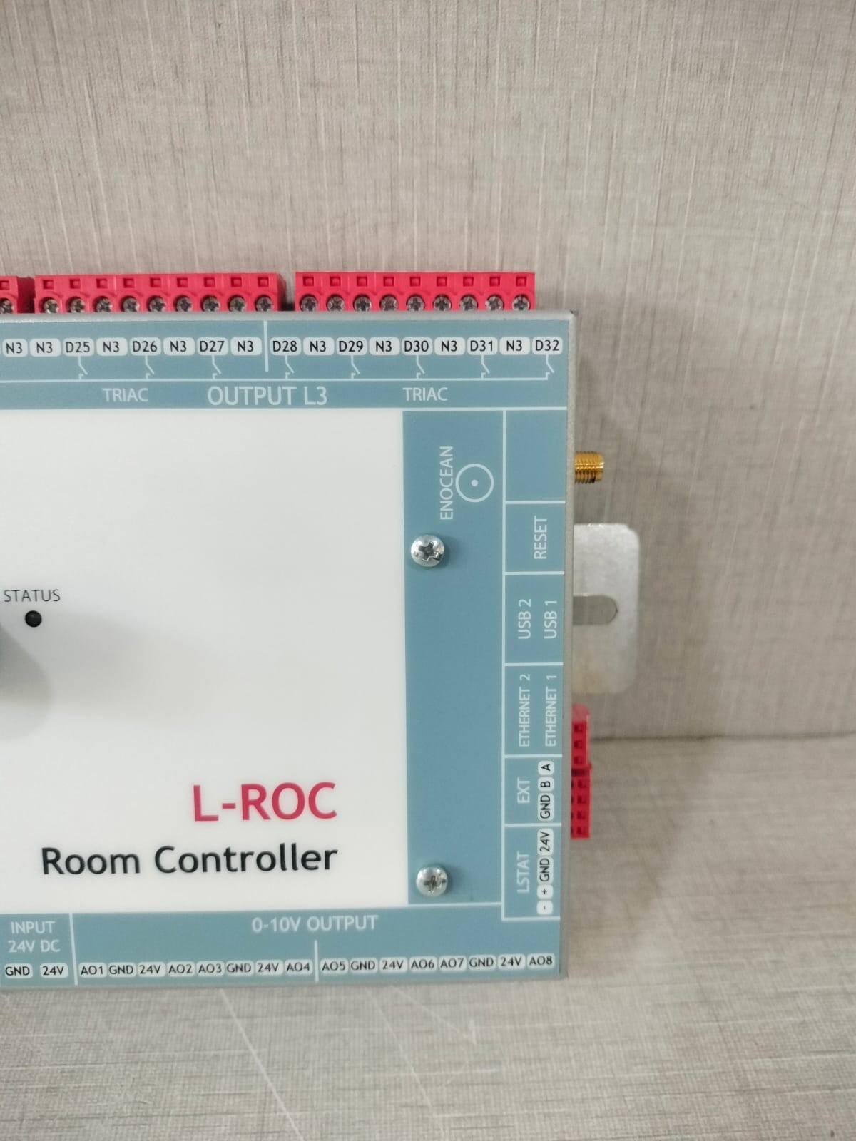 LOYTEC LROC-400 LOYTEC L-ROC LROC-400 Room Controller 24VDC 5