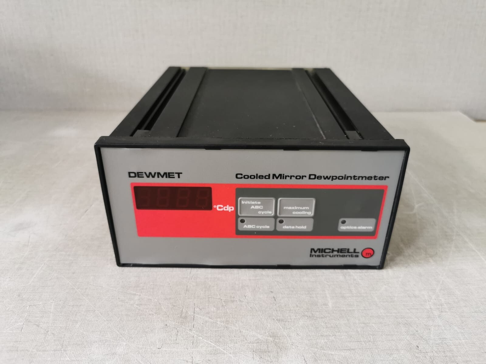 Michell Instruments 116794-02 Michell Instruments DEWMET / DEWMET SD Cooled Mirror DewPointMeter 116794-02 2