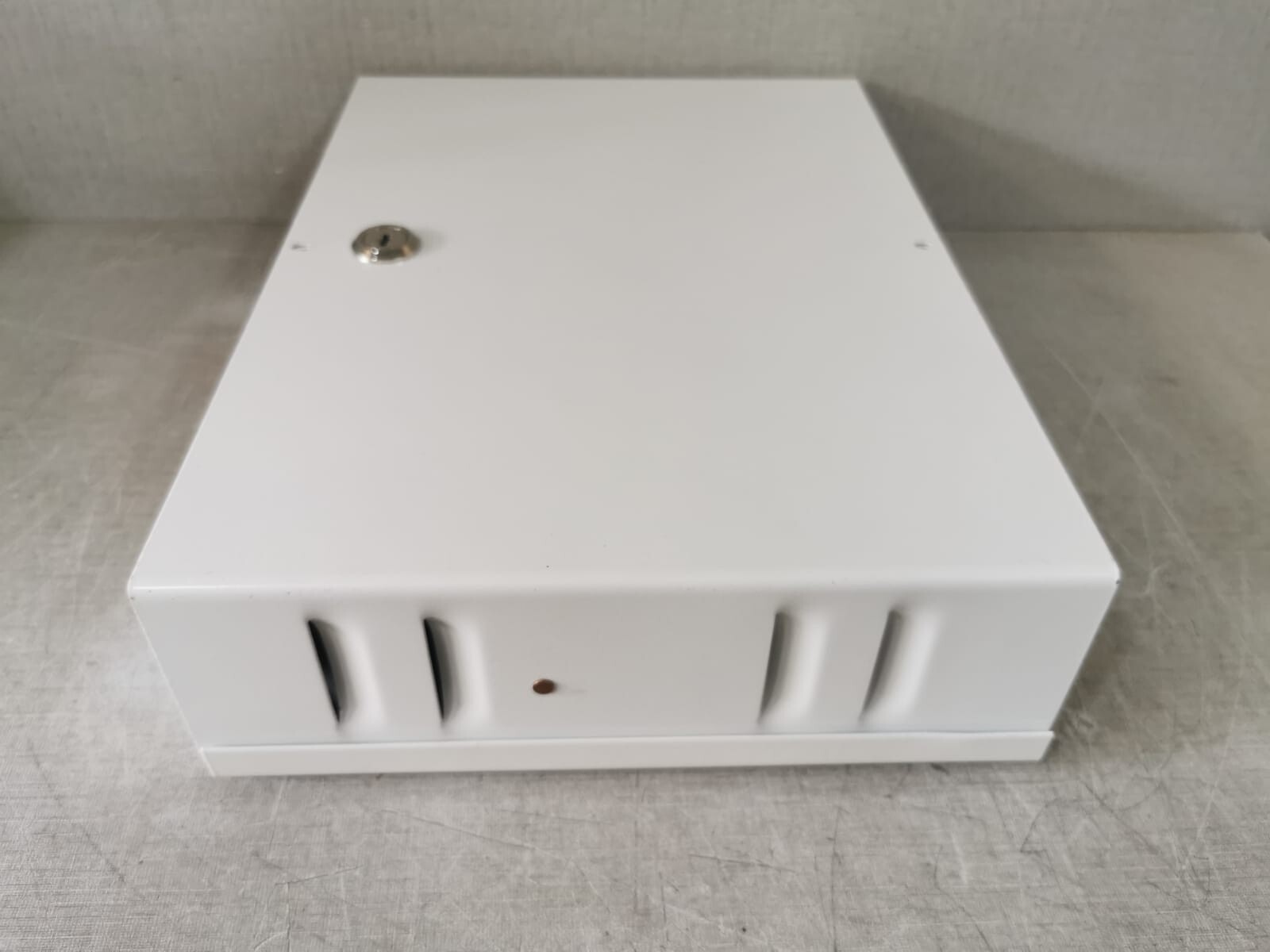 XPR EWS 2 Door Access Control Unit XPR EWS 2 Door Access Control Unit with Metal Enclosure UH2-PS2 Power Supply 10