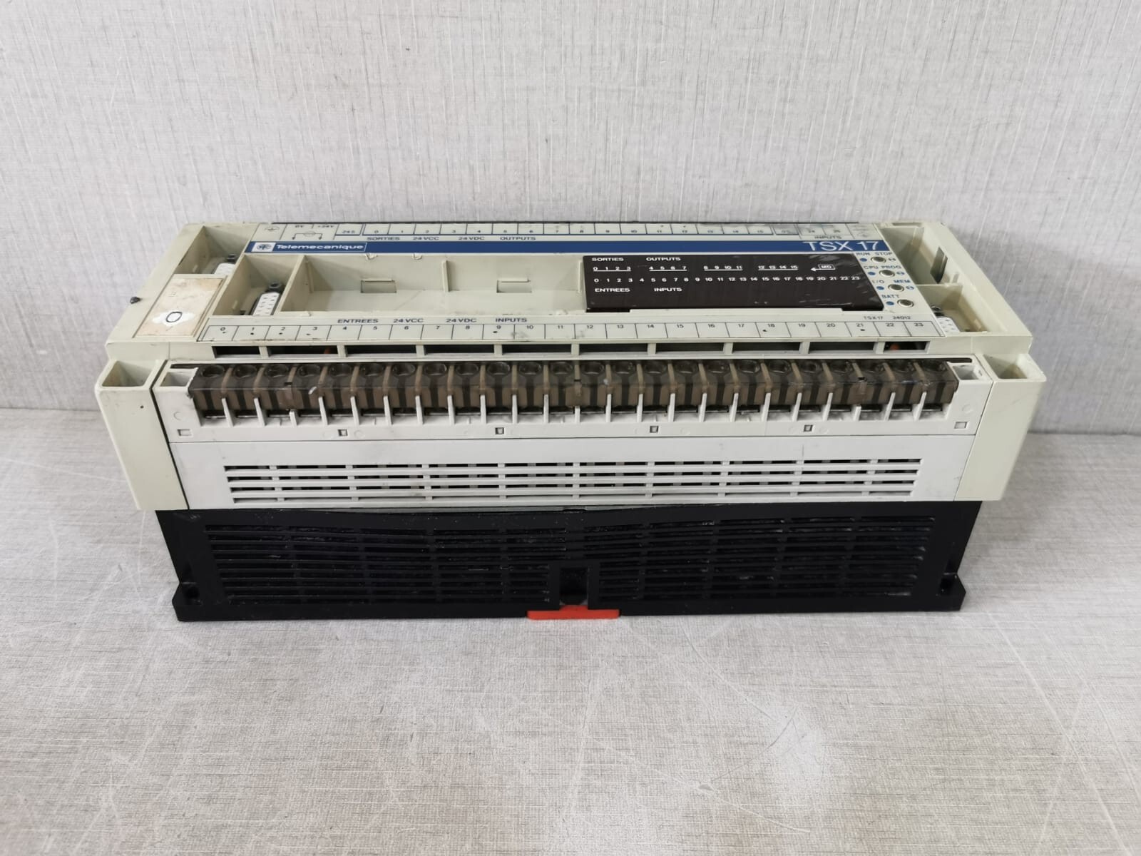 Schneider Electric 1724012 TELEMECANIQUE TSX 17 PGM. CONTROLLER TSX 1724012 - Missing Some Front Cover 6