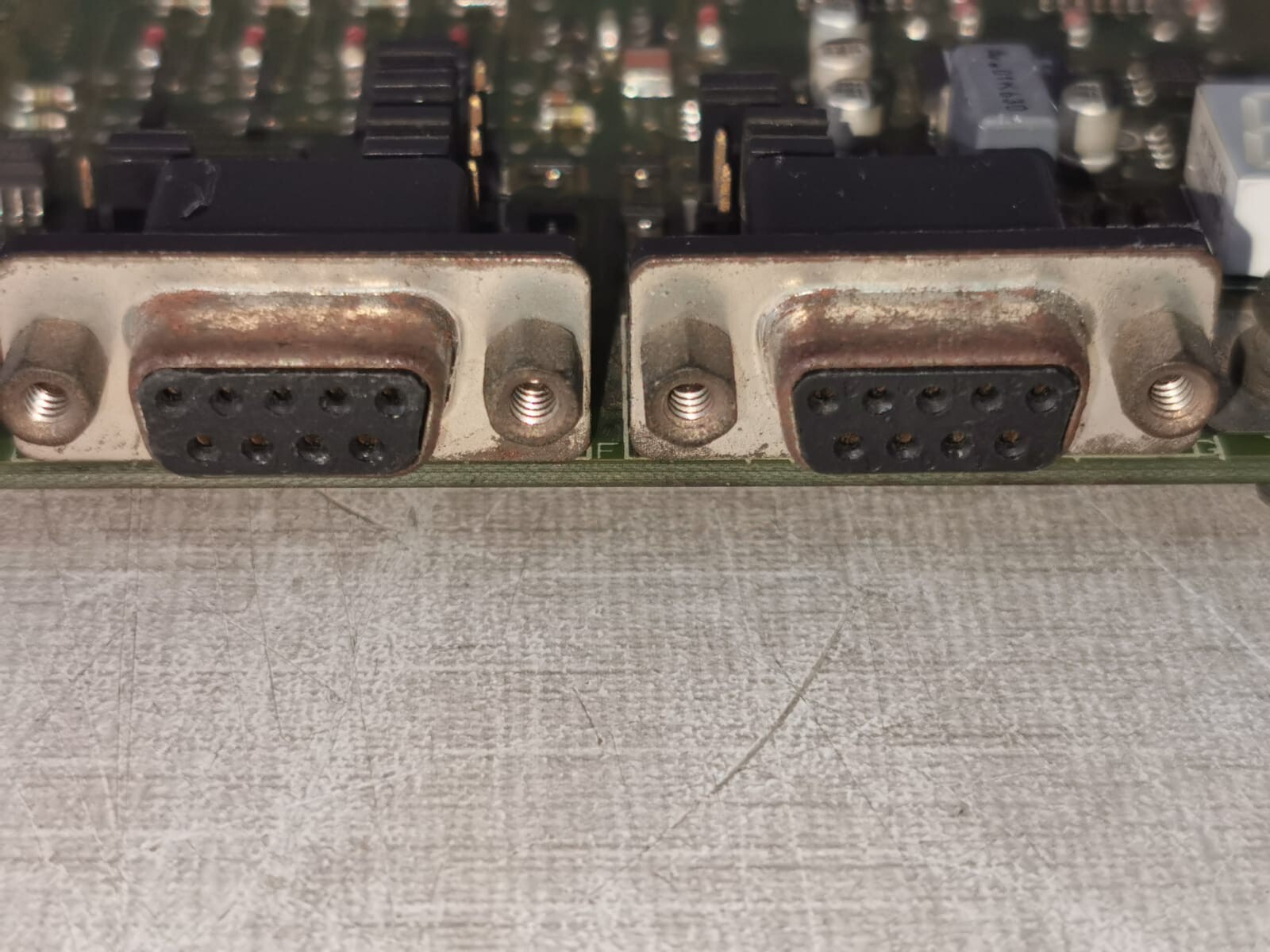 Siemens C98043-A1600-L1 SIEMENS C98043-A1600-L1 - Missing Connector Clip 7