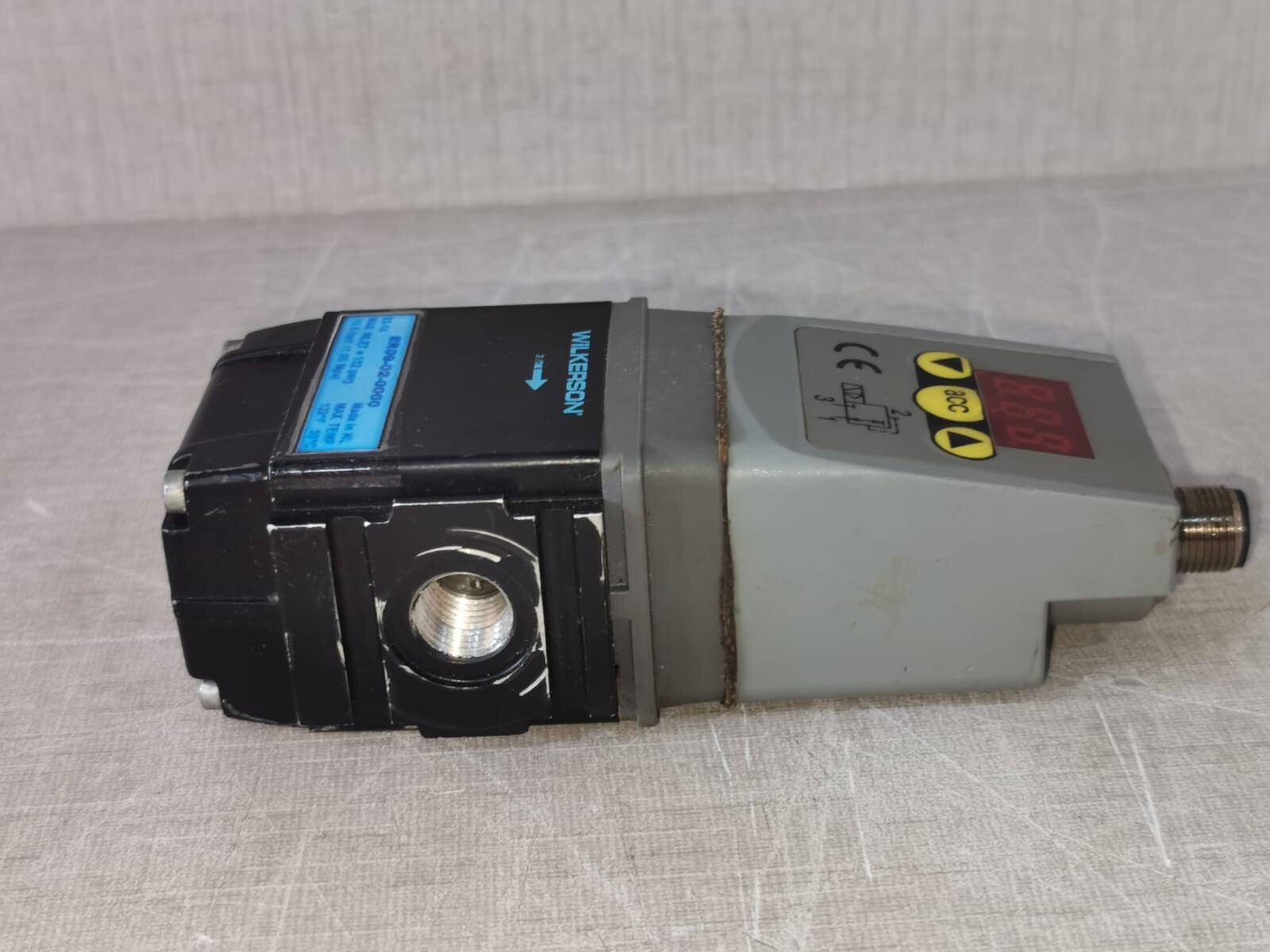 Wilkerson ER09-02-0000 WILKERSON ER09-02-0000 Electronic Proportional Regulator 8