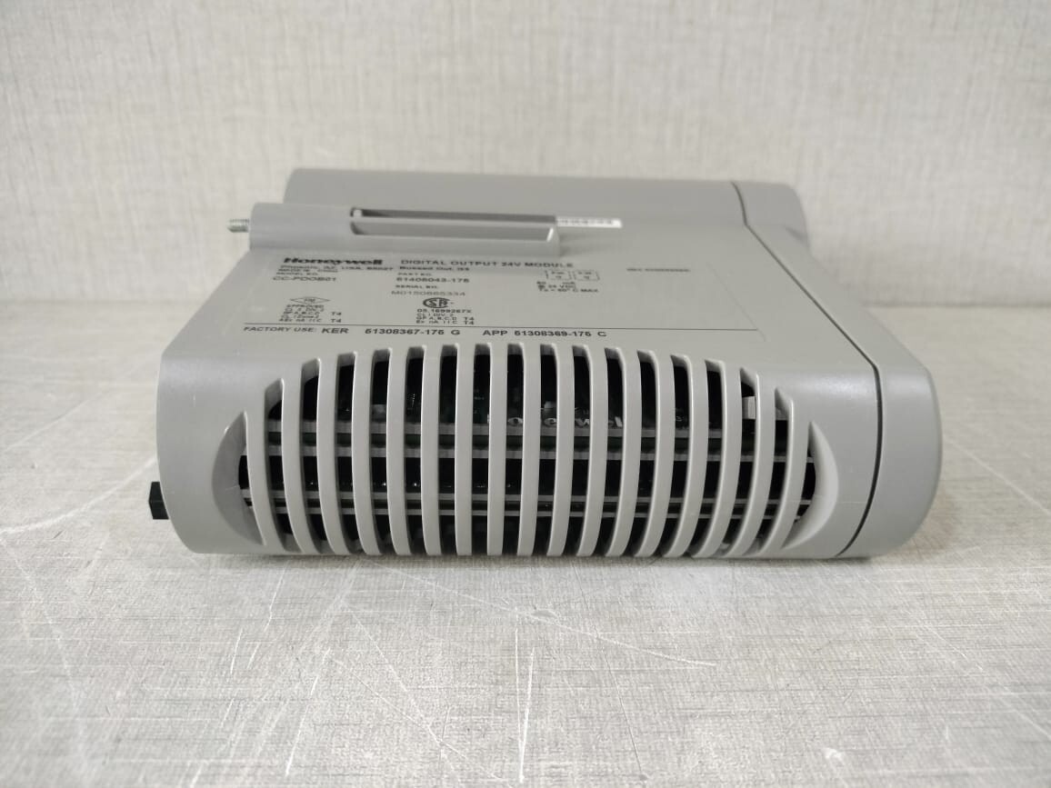 Honeywell PDOB01 Honeywell CC-PDOB01 Digital Output 24V P/N: 51405043-175 ( FW: G, HW: G ) 7