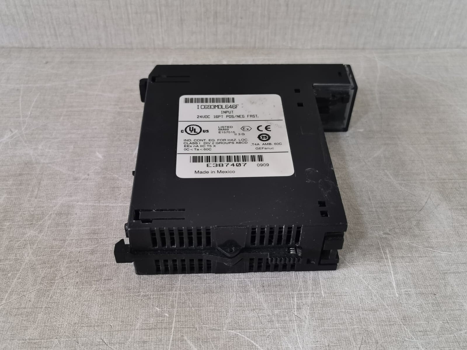 GE IC693MDL646F IC693MDL646F GE FANUC Input Module - Missing Front Cover 10