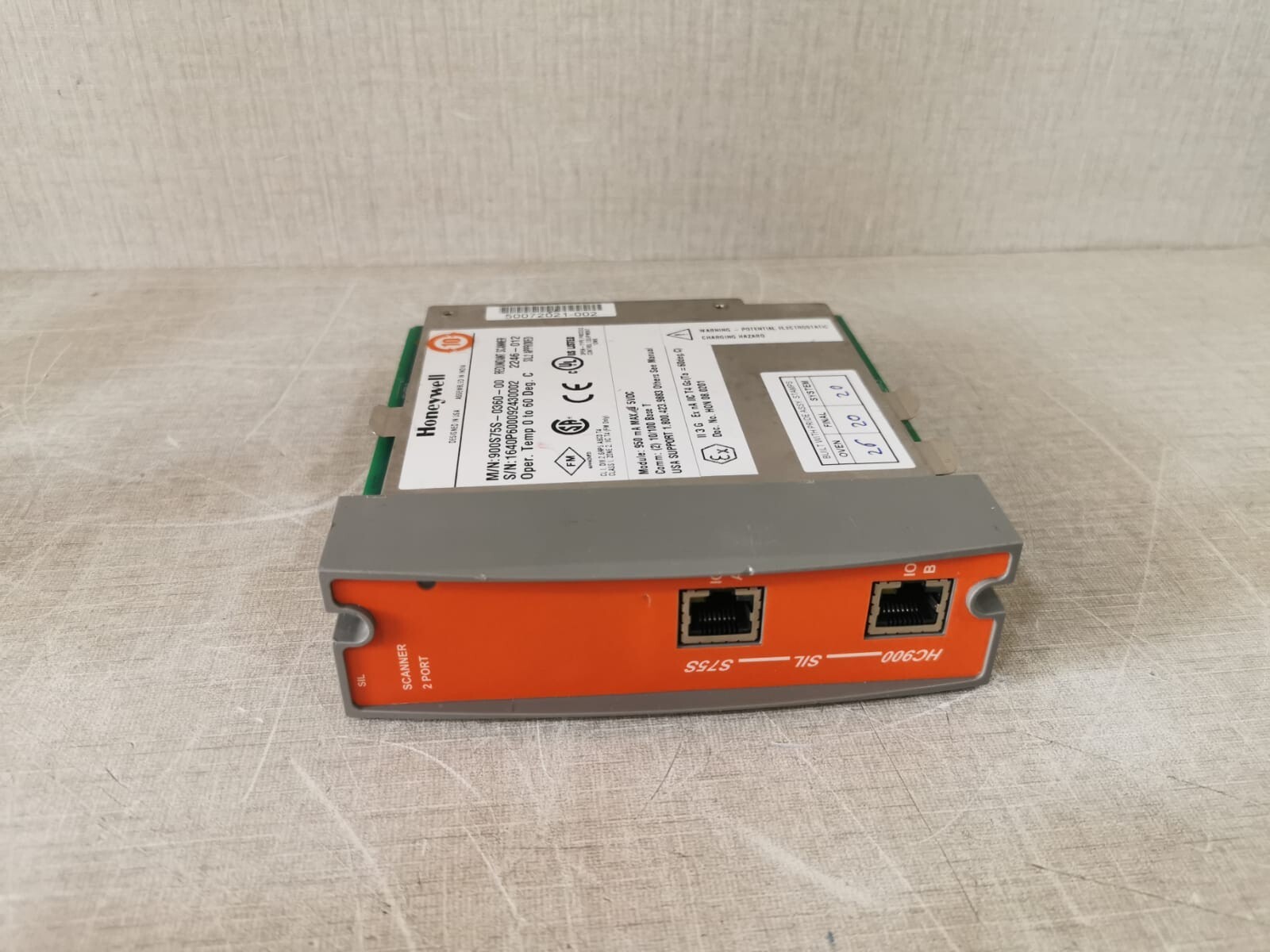 Honeywell HC900-SIL-S75S Honeywell HC900-SIL-S75S / 900S75S-0360-00 Redundant Scanner 2 Port 7