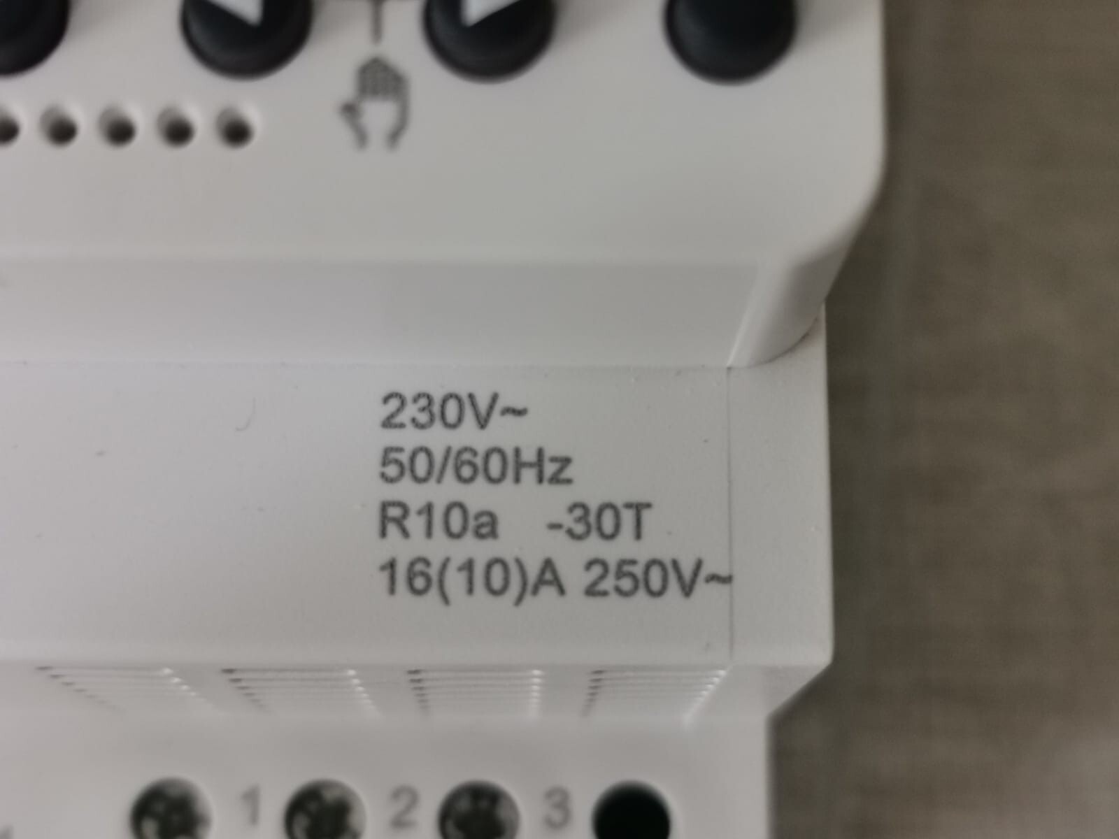 Schneider Electric CCT15441 SCHNEIDER ELECTRIC CCT15441 ACTI9 IHP 1C PROGRAMMABLE TIME SWITCH 4