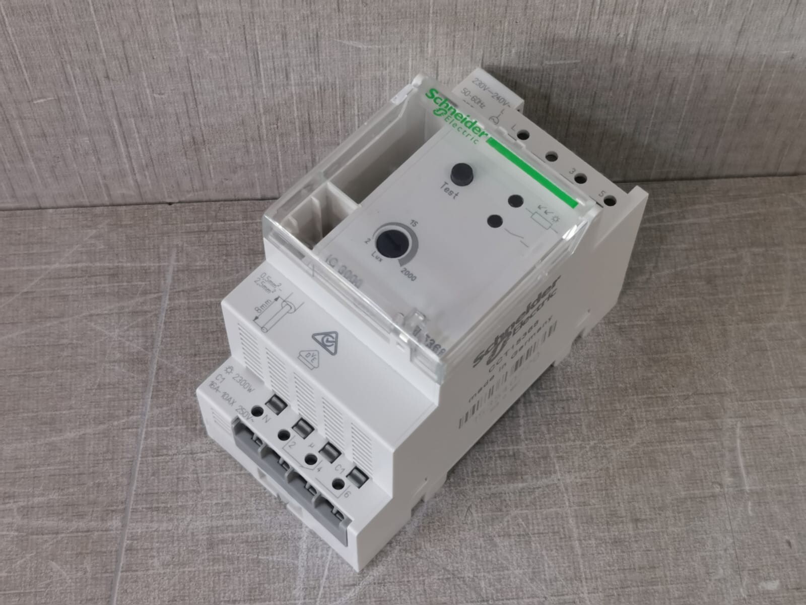 Schneider Electric IC2000 SCHNEIDER ELECTRIC CCT15368 ACTI9 IC2000 TWILIGHT SWITCH 10