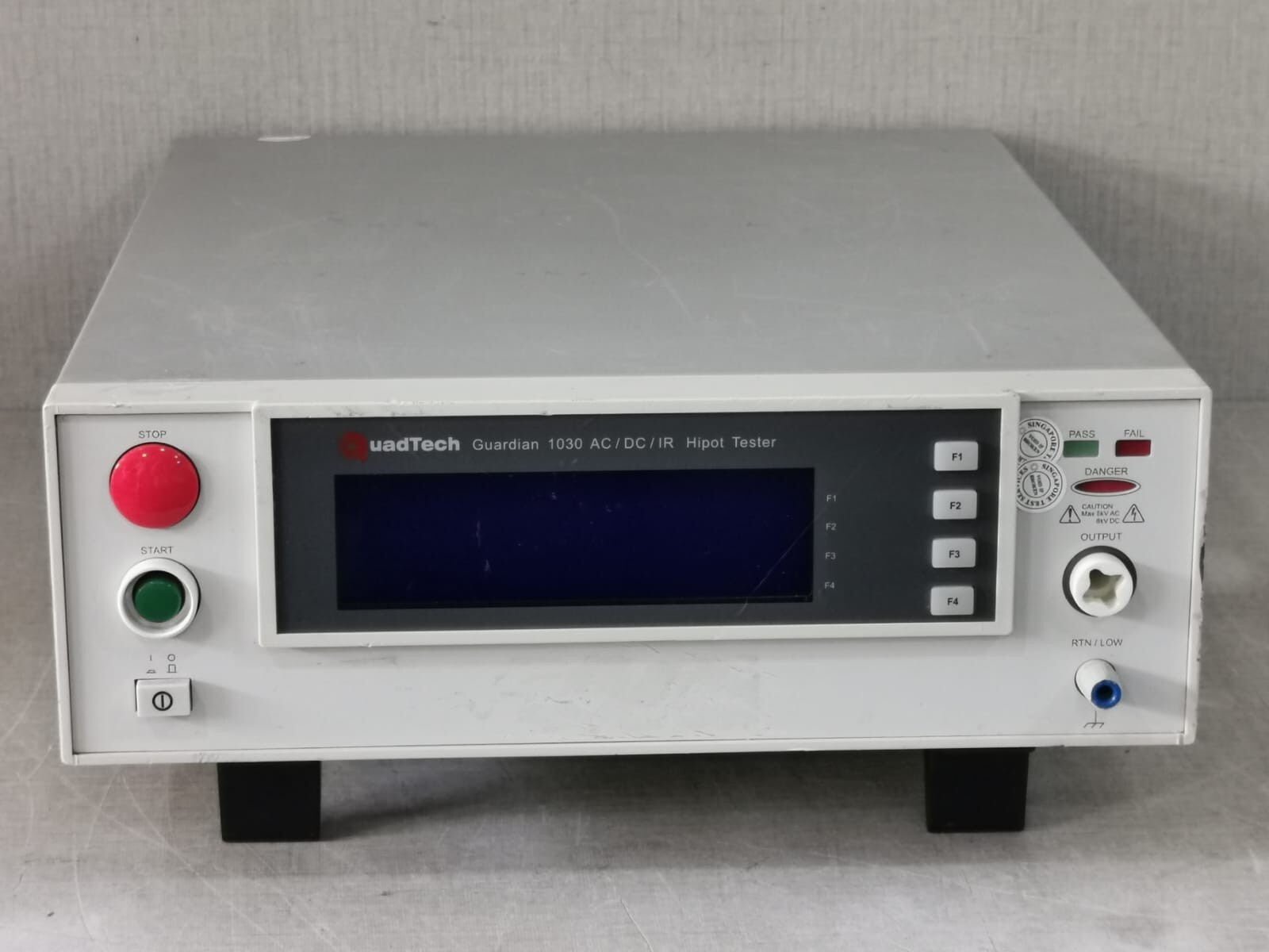 QuadTech Guardian 1030 AC / DC / IR Hipot Tester