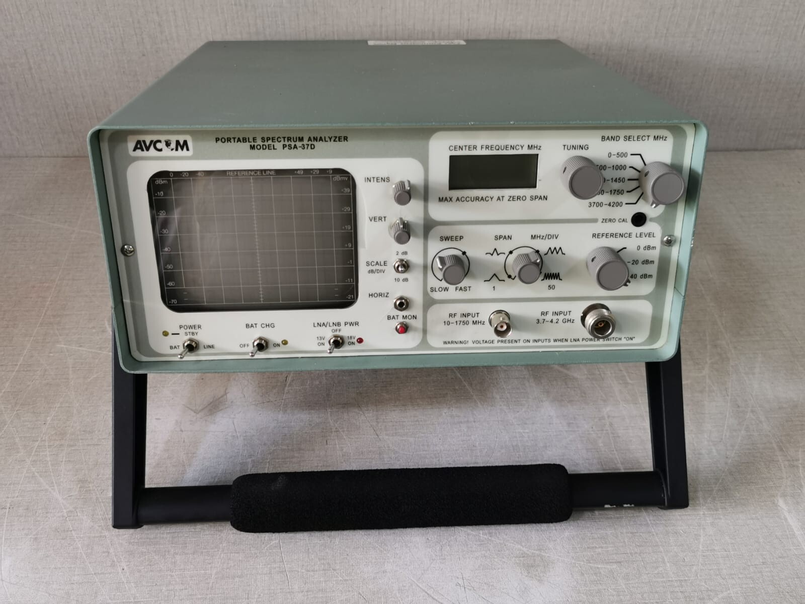 AVCOM PSA-37D Portable Spectrum Analyzer