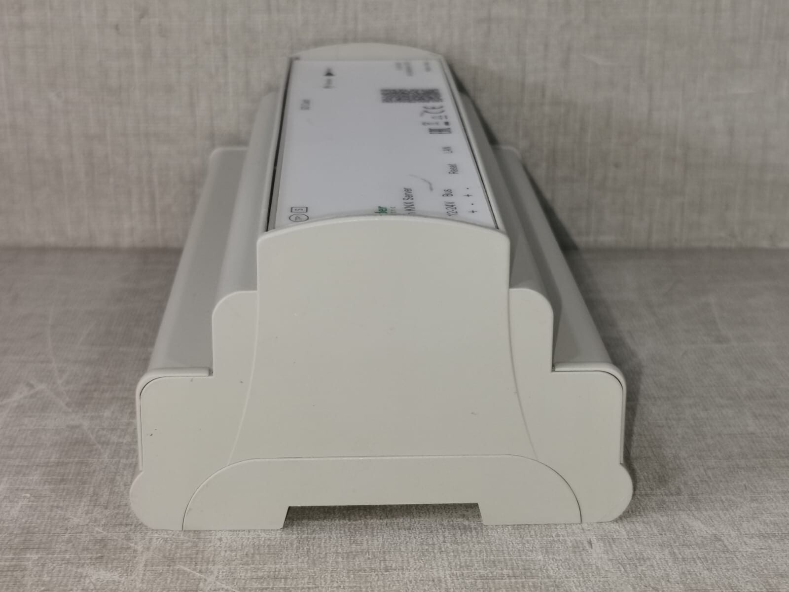 Schneider Electric MTN6501-0001 SCHNEIDER ELECTRIC MTN6501-0001 U.MOTION KNX SERVER 9