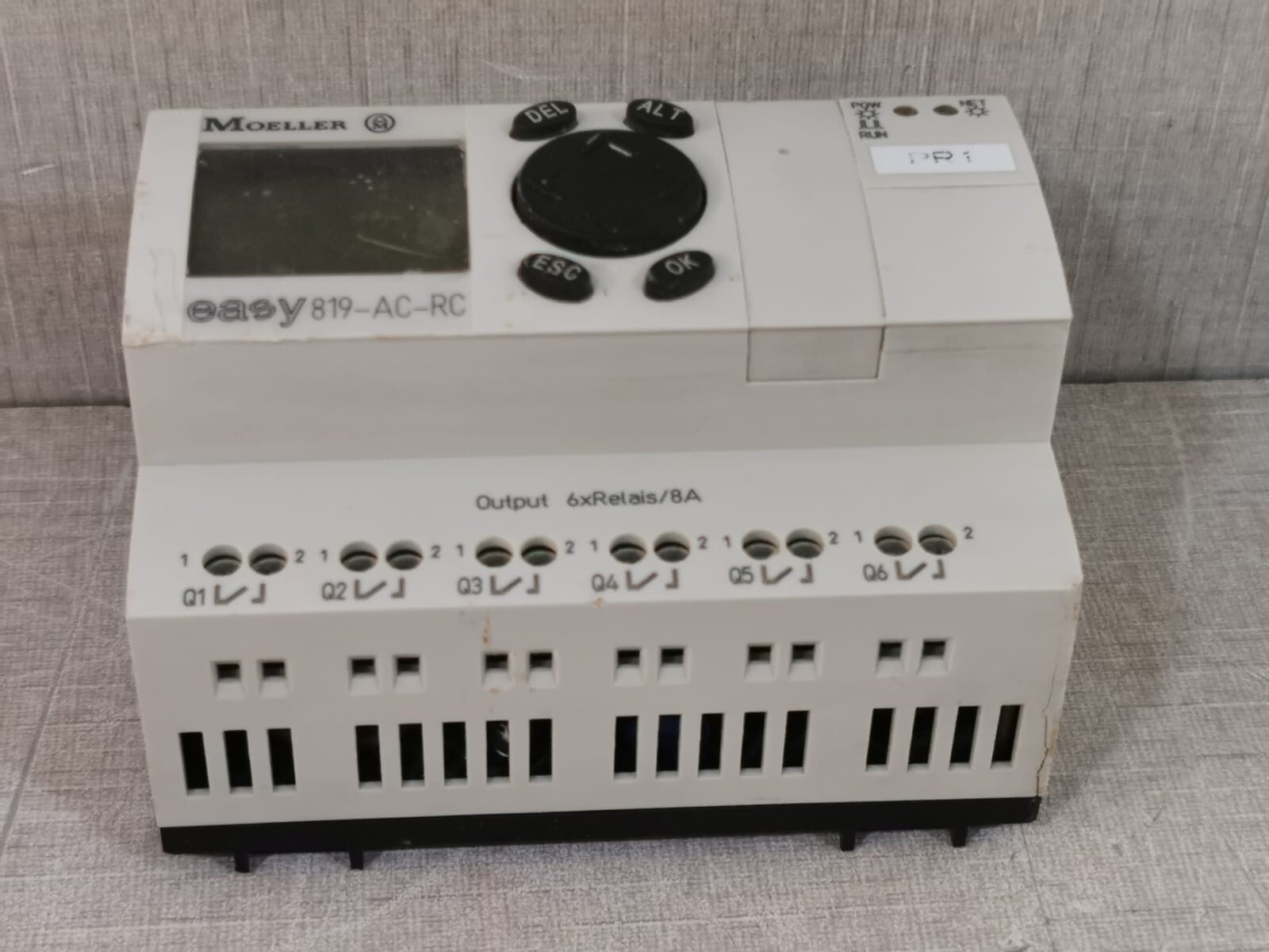 Moeller EASY 819-AC-RC MOELLER EASY 819-AC-RC OUTPUT 6XRELAYS/8A PROGRAMMABLE RELAY 9