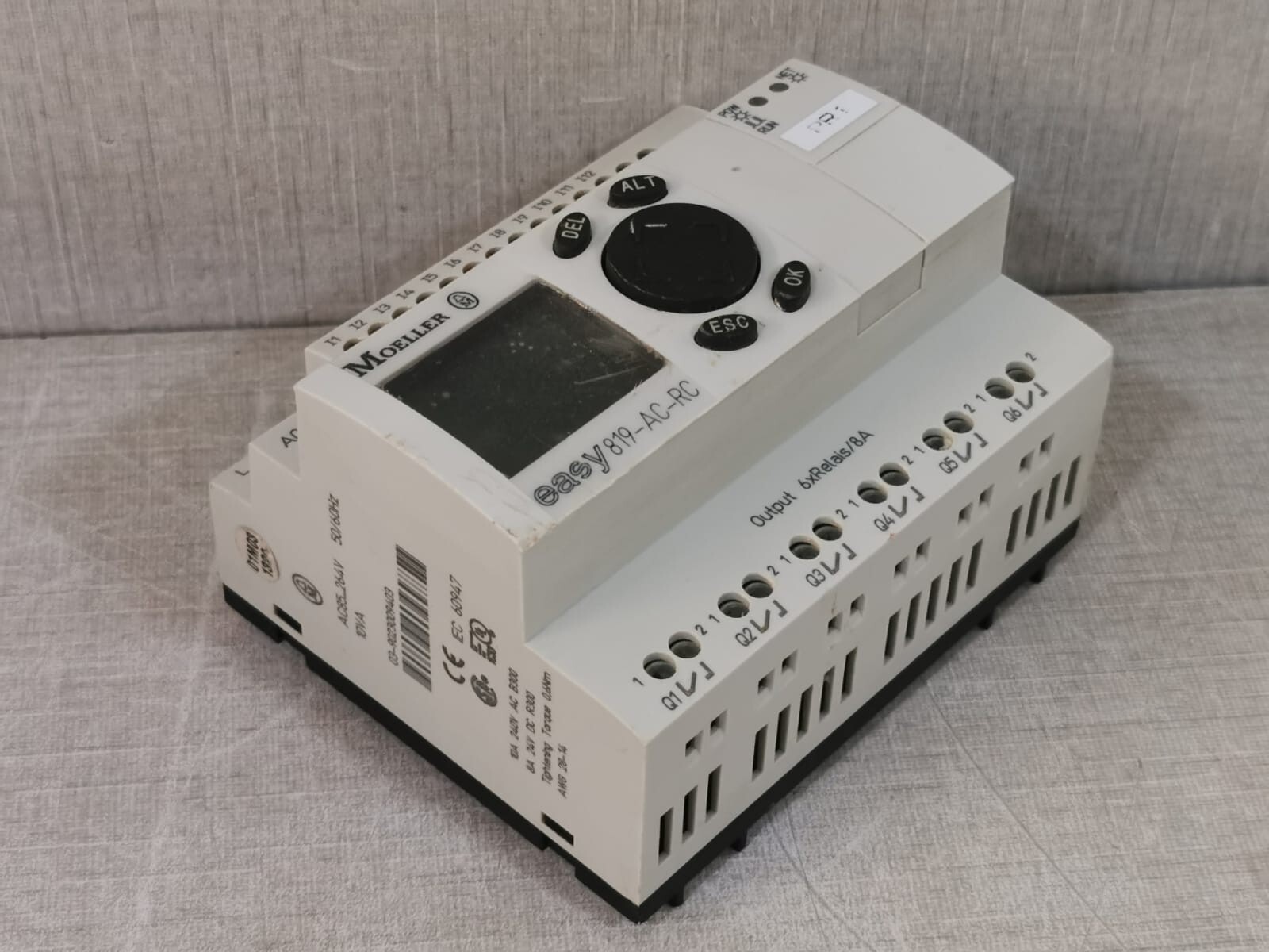 Moeller EASY 819-AC-RC MOELLER EASY 819-AC-RC OUTPUT 6XRELAYS/8A PROGRAMMABLE RELAY 10
