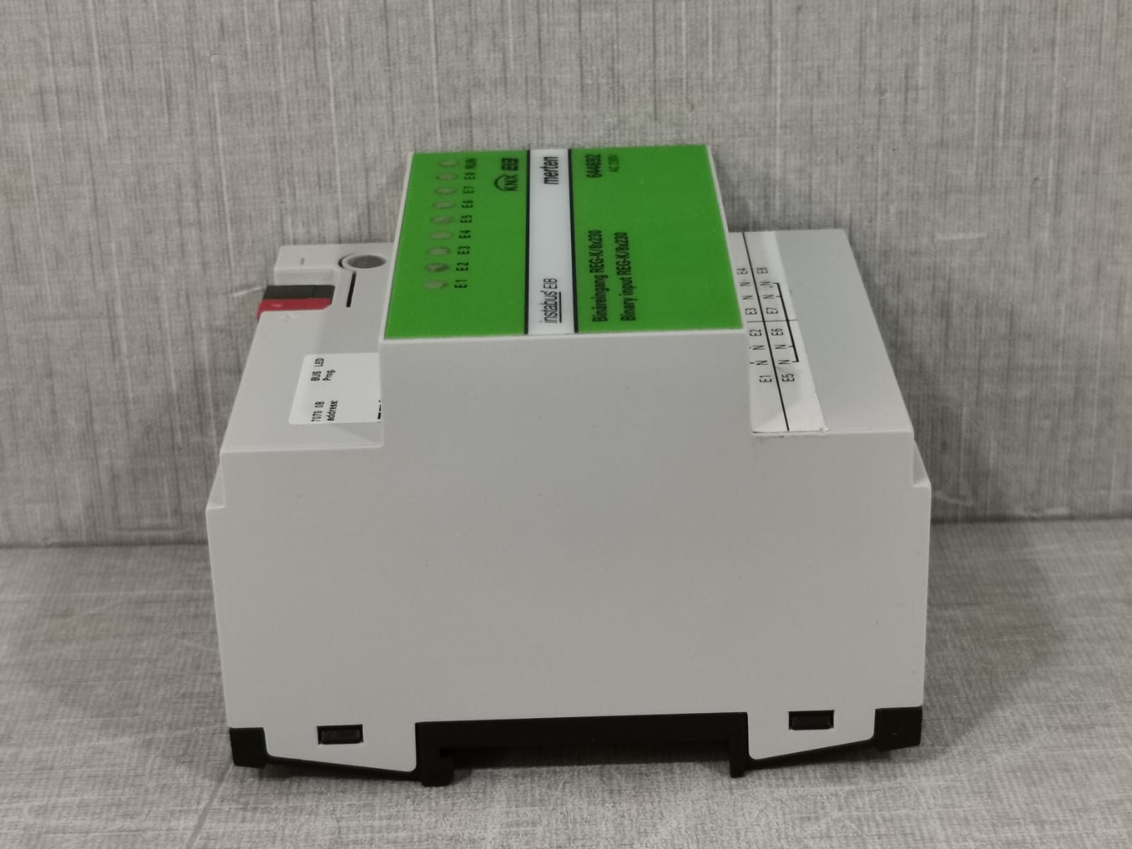 Merten KNX-644692 MERTEN KNX 644692 BINARY REG-K/8X230 INSTABUS EIB 8