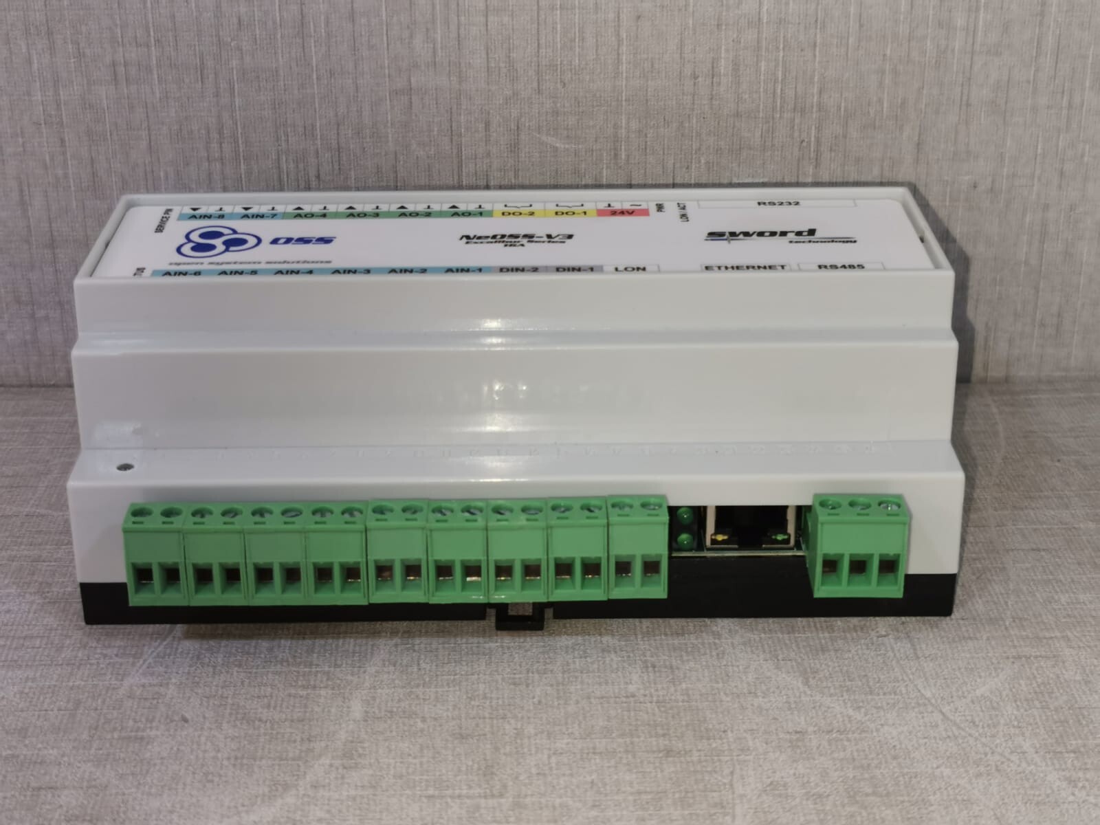 UNKNOWN NEOSS-V3 OSS NeOSS-V3 Excalibur Series 16A 5