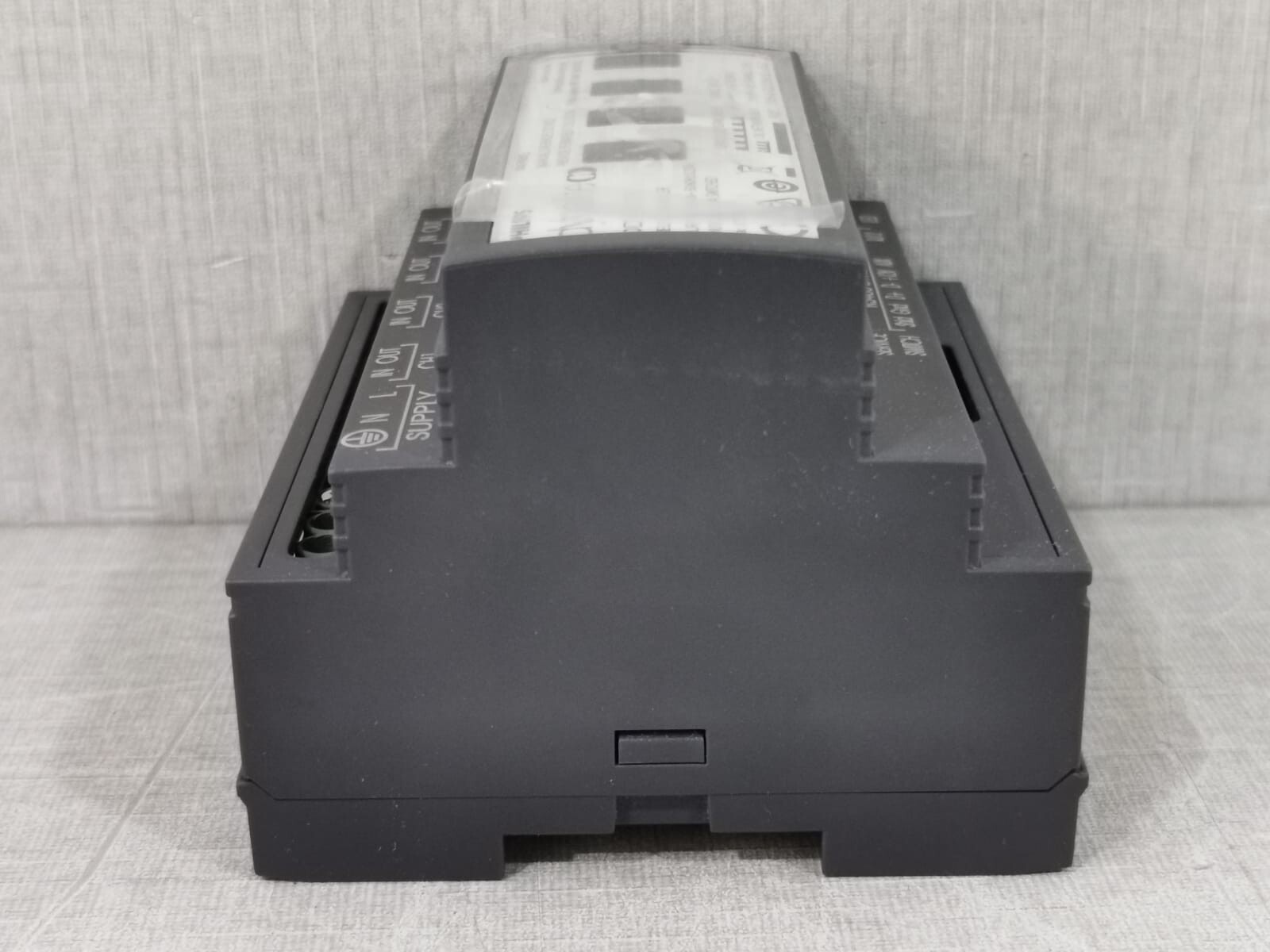 Philips DDRC420FR Philips Dynalite DDRC420FR Relay Controller 9