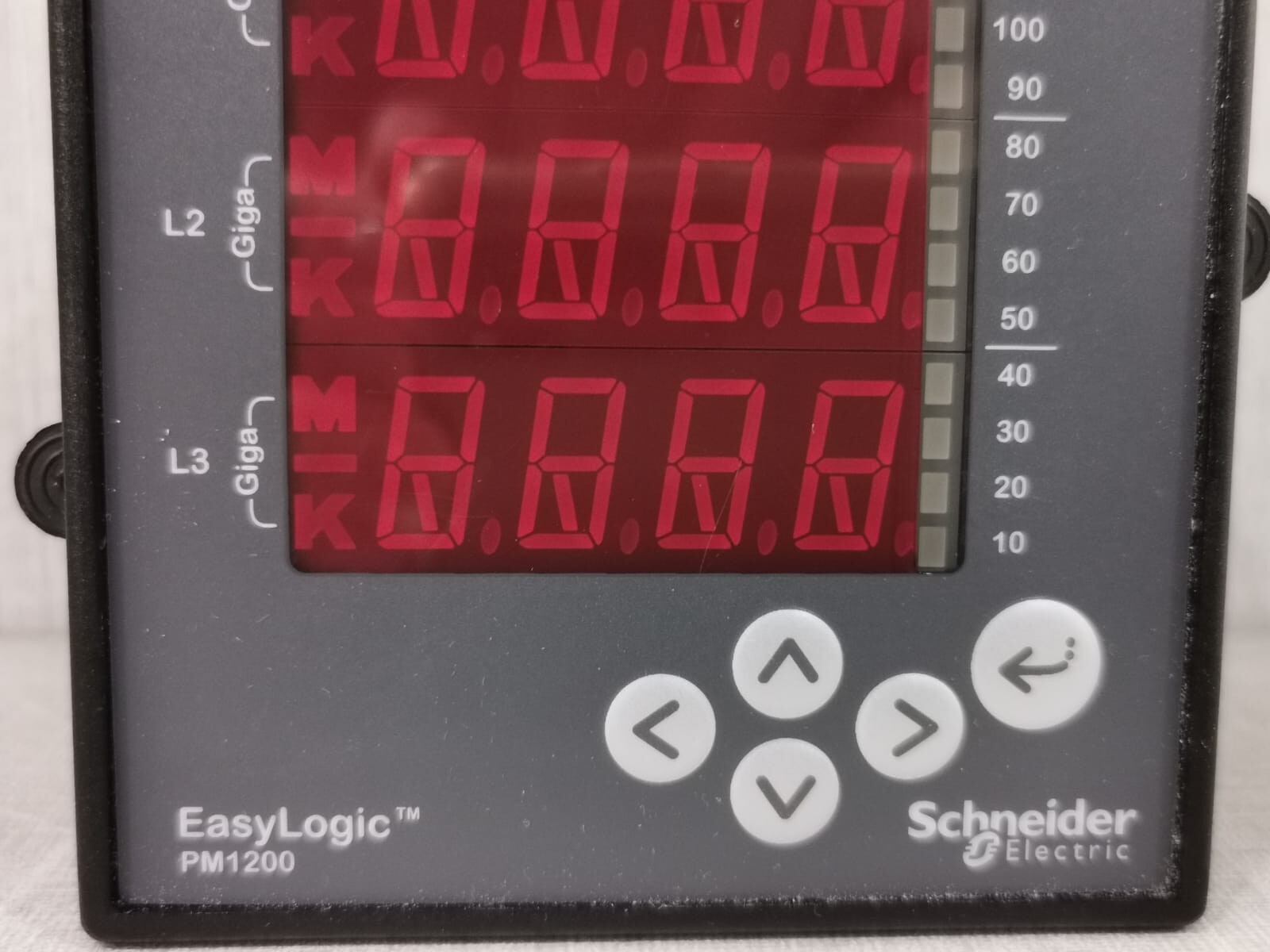 Schneider Electric METSEPM1200 SCHNEIDER ELECTRIC EASYLOGIC PM1200 /METSEPM1200 POWER METER-SPOT ON THE SCREEN 4