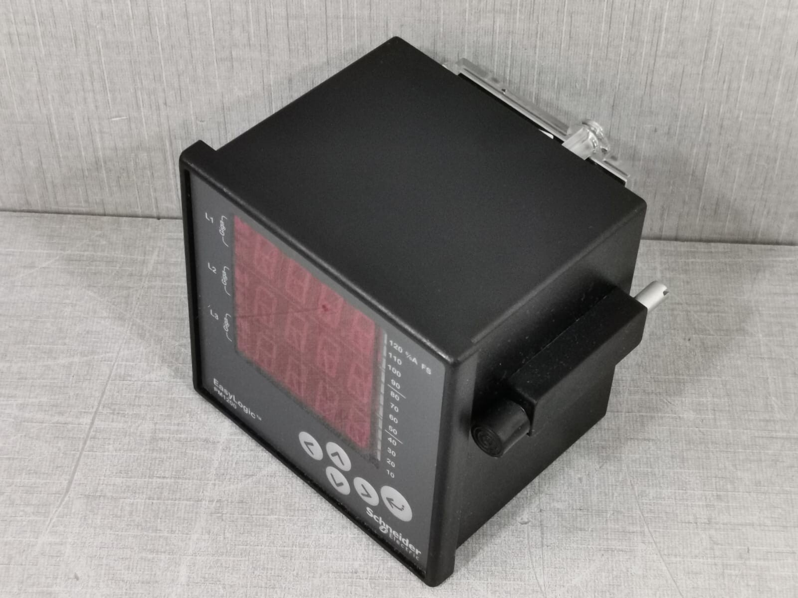 Schneider Electric METSEPM1200 SCHNEIDER ELECTRIC EASYLOGIC PM1200 /METSEPM1200 POWER METER-SPOT ON THE SCREEN 8