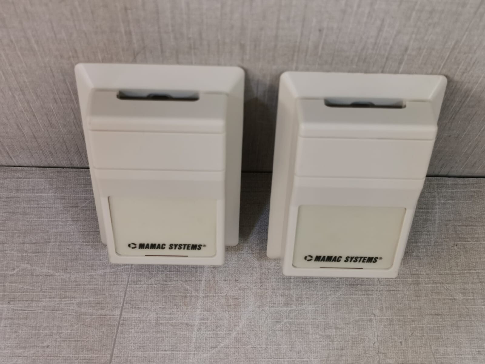 Mamac Systems HU-225-2-MA MAMAC SYSTEMS HU-225-2-MA HUMIDITY TRANSDUCER & TE-211Z-A-1-E-2 TEMP. TRANSDUCER 5