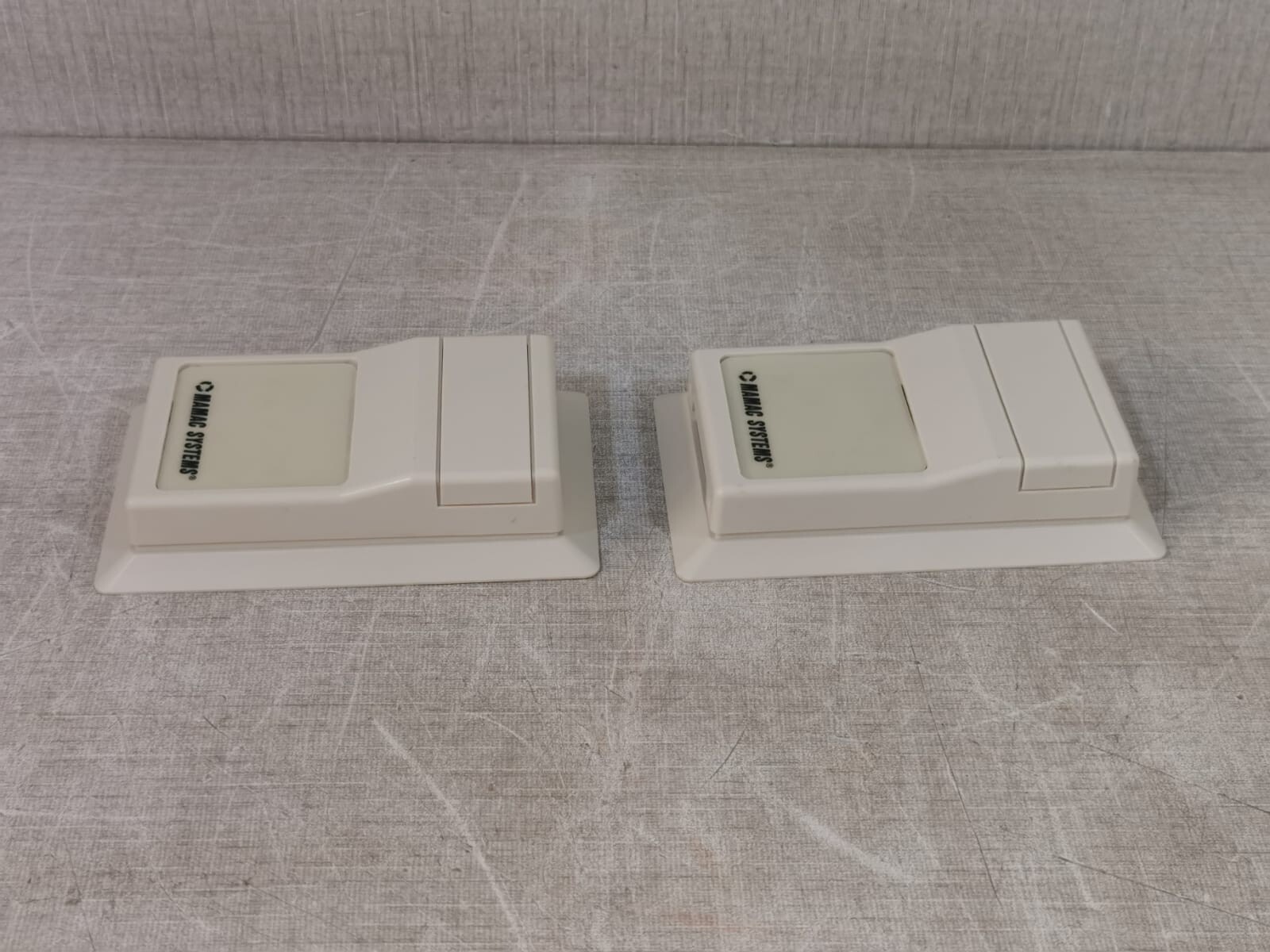 Mamac Systems HU-225-2-MA MAMAC SYSTEMS HU-225-2-MA HUMIDITY TRANSDUCER & TE-211Z-A-1-E-2 TEMP. TRANSDUCER 9