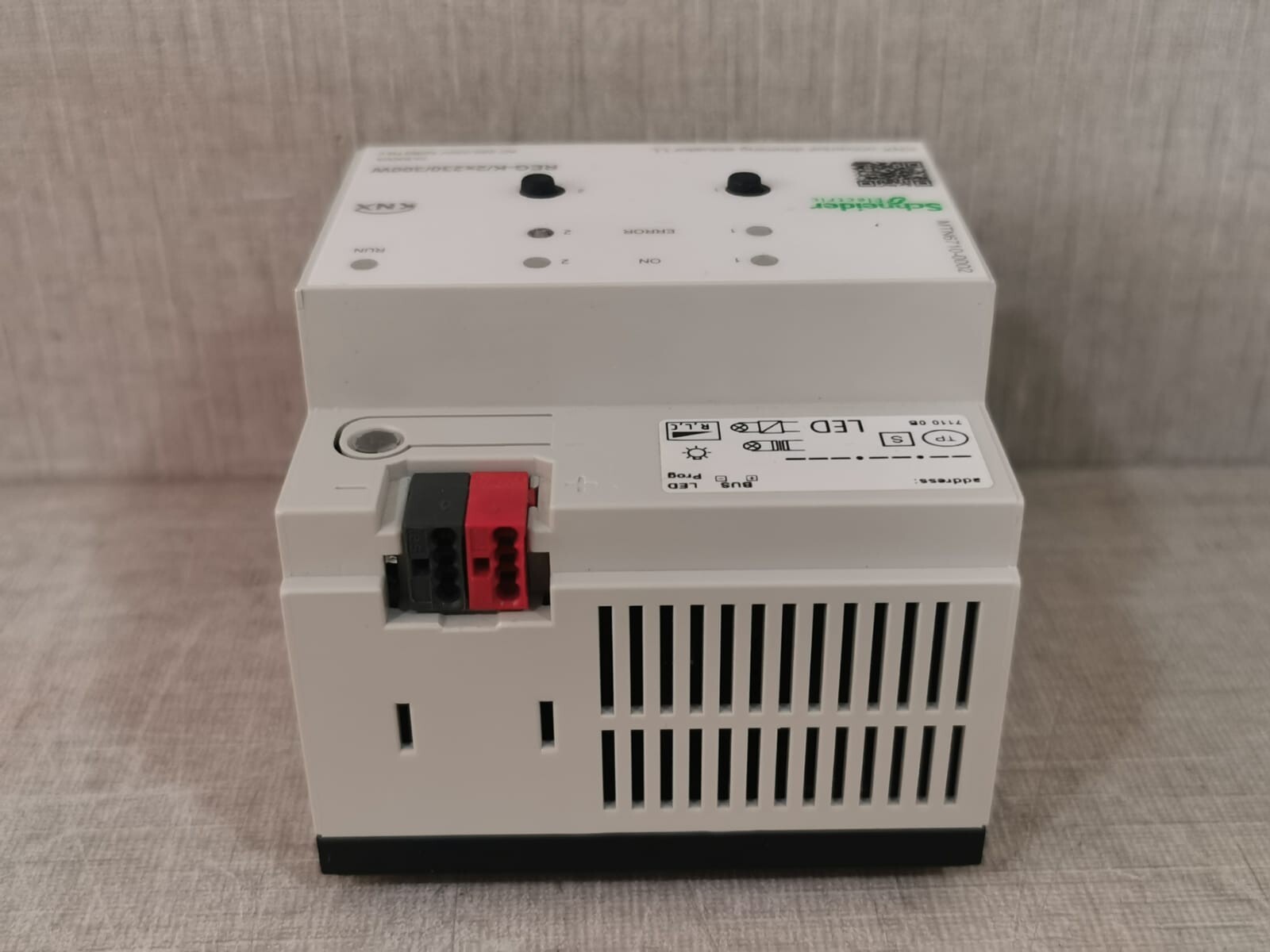 Schneider Electric MTN6710-0002 SCHNEIDER ELECTRIC MTN6710-0002 KNX UNIVERSAL DIMMING ACTUATOR 5