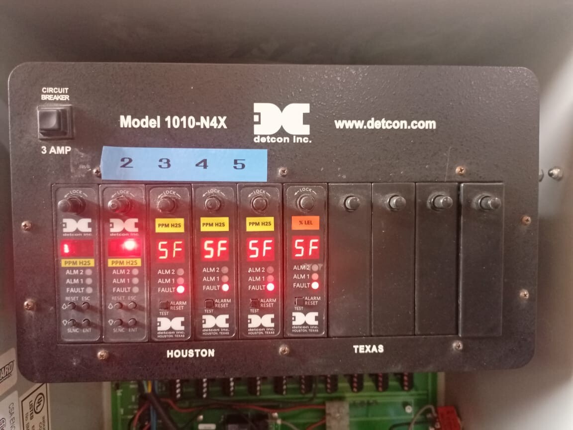 DETCON MODEL-1010 Detcon Model 1010-N4X PN: AM1648 Gas Detection Control System 3
