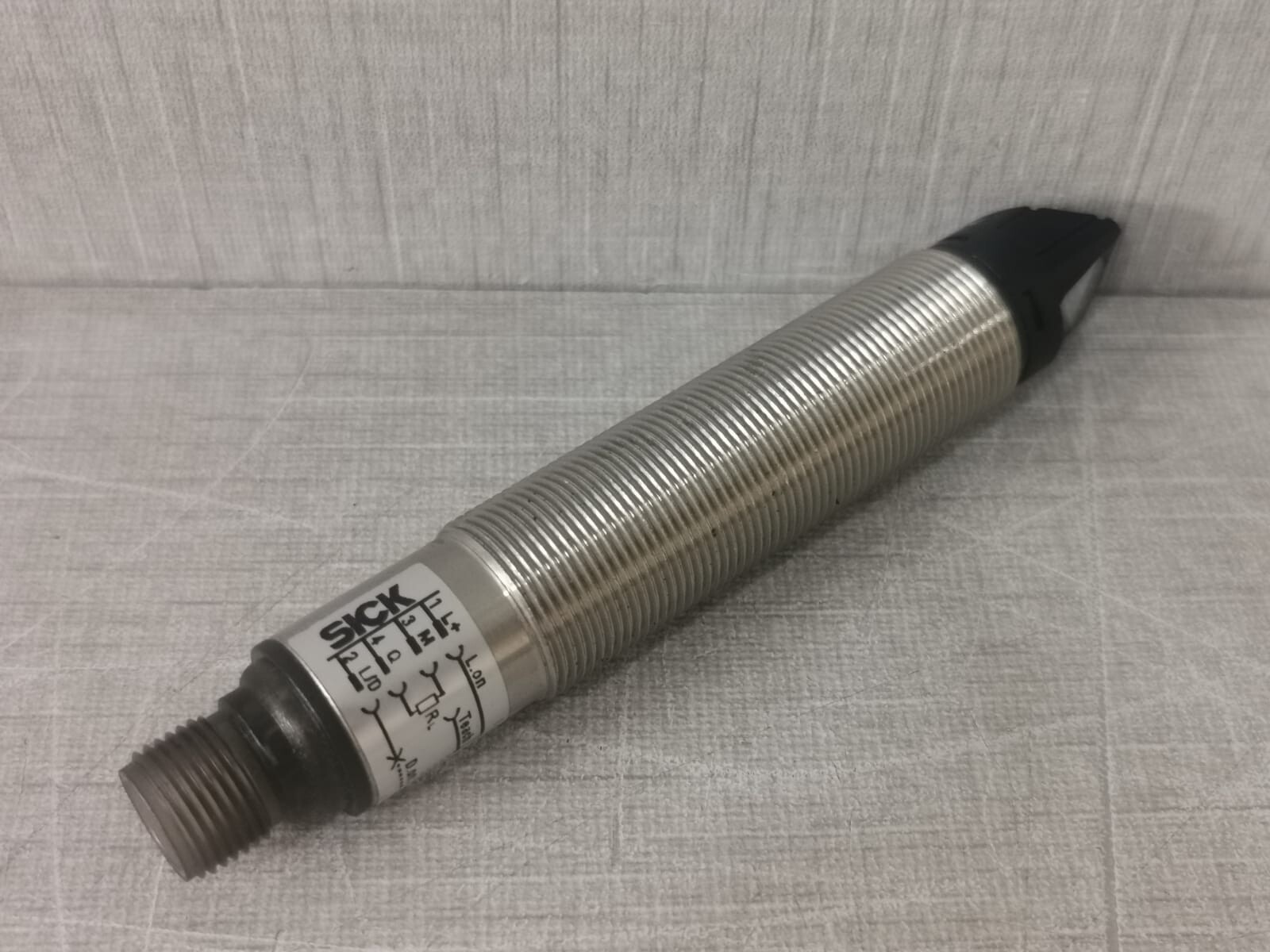SICK VL18L-4P344 SICK VL18L-4P344 PHOTOELECTRIC SENSOR 2
