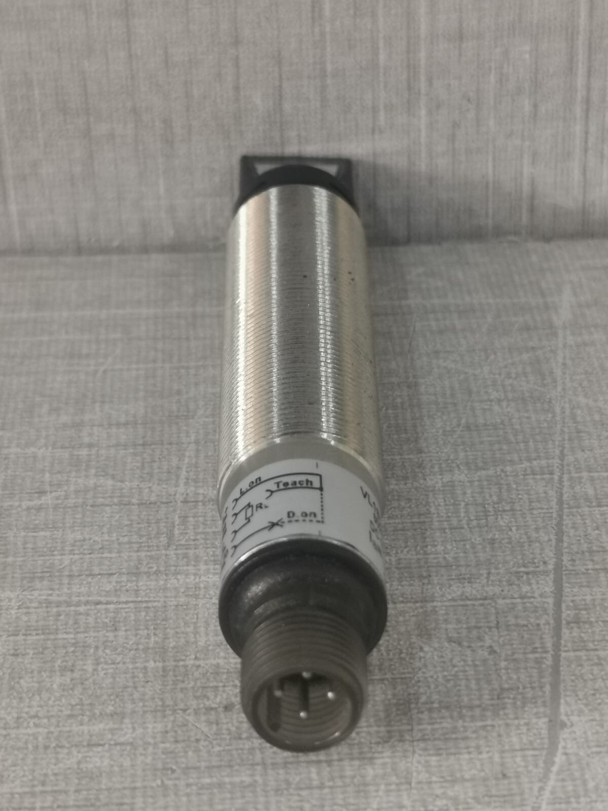 SICK VL18L-4P344 SICK VL18L-4P344 PHOTOELECTRIC SENSOR 6