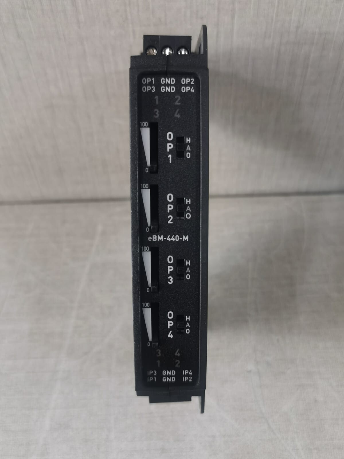 Delta Controls 375601 Delta Controls eBM-440-M EarthRight Entelibus 375601 3