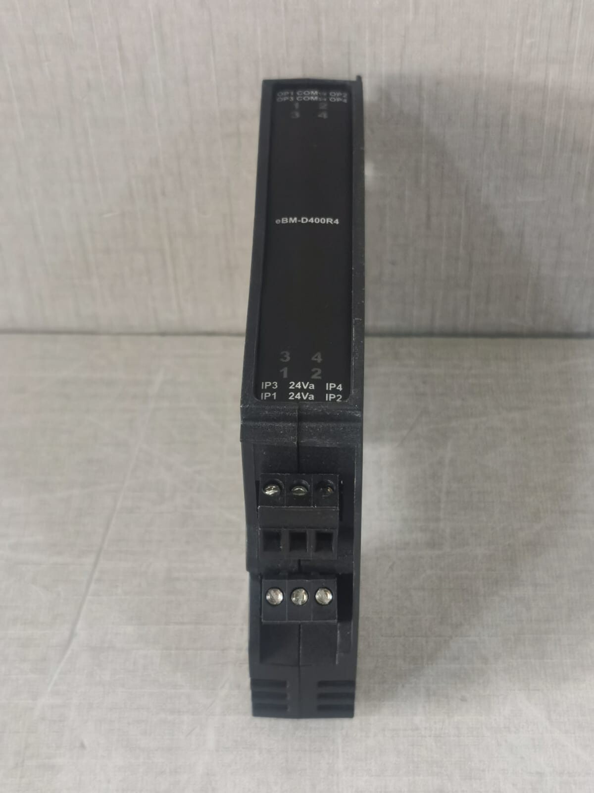 Delta Controls eBM-D400R4 Delta Controls eBM-D400R4 EarthRight Entelibus 8