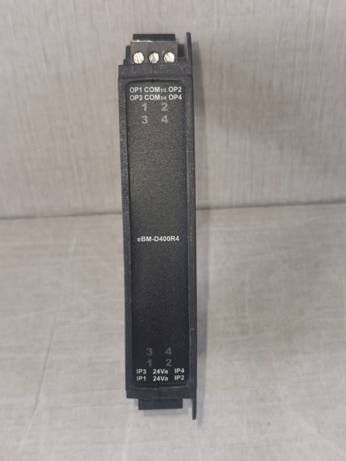 Delta Controls eBM-D400R4 EarthRight Entelibus