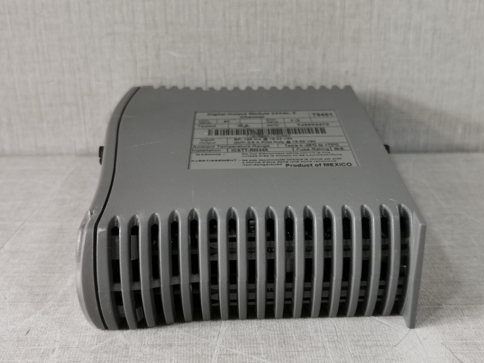 Rockwell T9451 ROCKWELL AUTOMATION AADVANCE 9451 DO DIGITAL OUTPUT MODULE 24VDC,8 CHANNEL T9451 9
