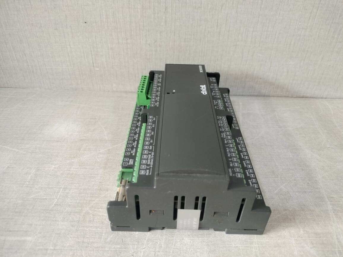 DIXELL XC1000D/ XC1011D -1B01E DIXELL XC1000D / XC1011D -1B01E T 0÷55°C TEMPERATURE CONTROLLER 10