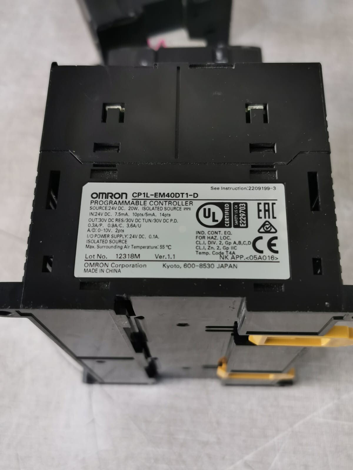 Omron CP1L-EM40DT1-D + CP1W-20EDT1 + CP1W-AD041 Omron CP1L EM40DT1 D + CP1W 20EDT1 + CP1W AD041 Sysmac CP1L EM40DT1 D Controller + CP1W 20EDT1 + CP1W AD041 I/O Module 3