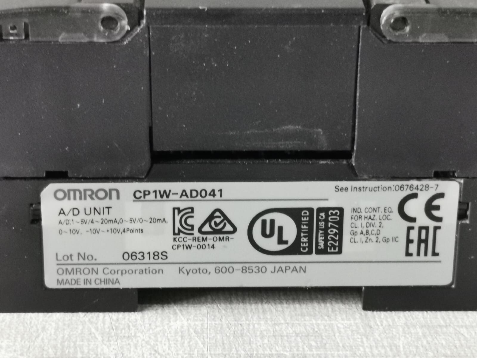 Omron CP1L-EM40DT1-D + CP1W-20EDT1 + CP1W-AD041 Omron CP1L EM40DT1 D + CP1W 20EDT1 + CP1W AD041 Sysmac CP1L EM40DT1 D Controller + CP1W 20EDT1 + CP1W AD041 I/O Module 6