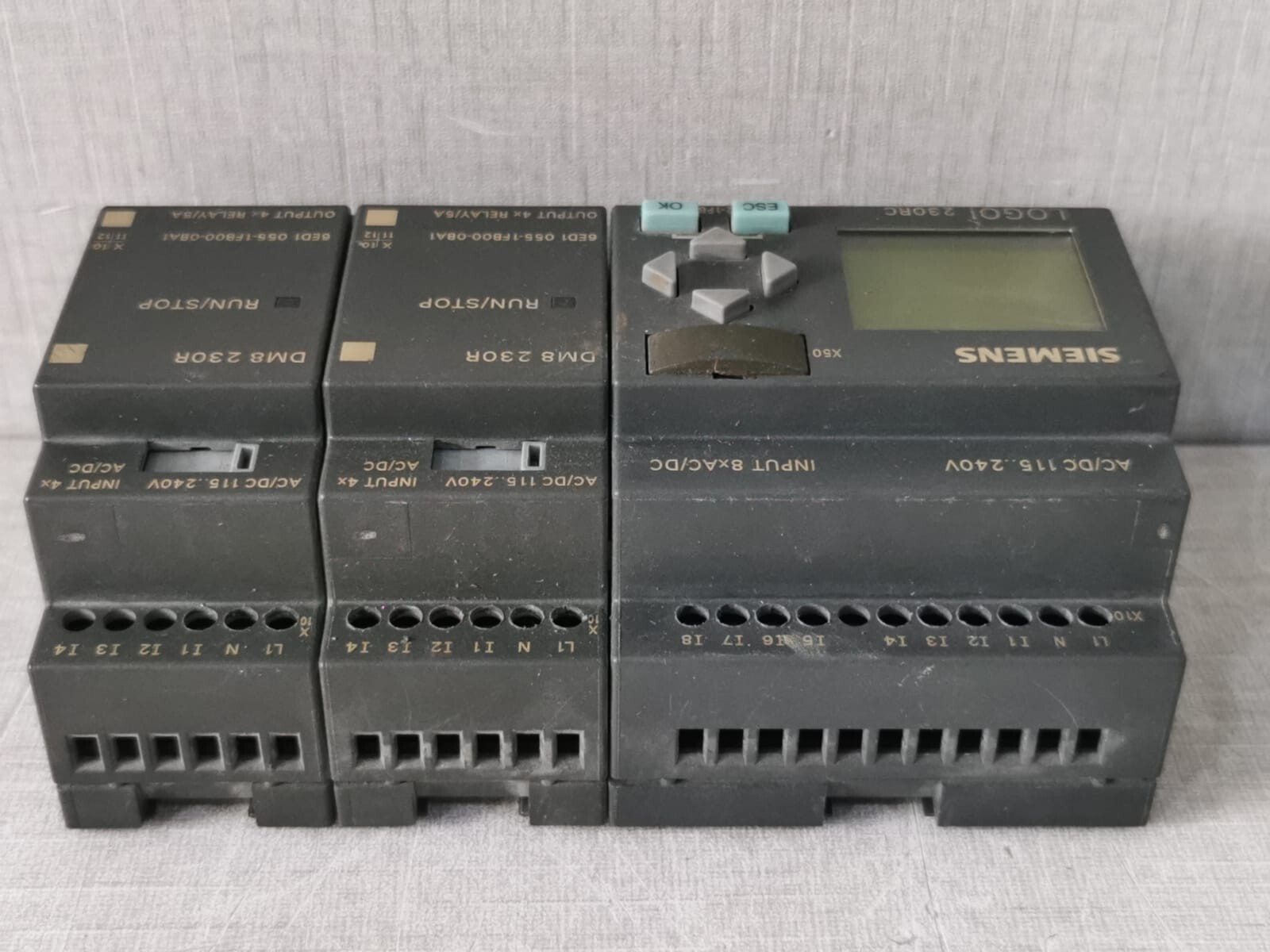 Siemens 6ED1 052-1FB00-0BA6, 6ED1 055-1FB00-0BA1 SIEMENS LOGO 230RC, 6ED1 052-1FB00-0BA6 WITH 2PCS. DM8 230R, 6ED1 055-1FB00-0BA1 7