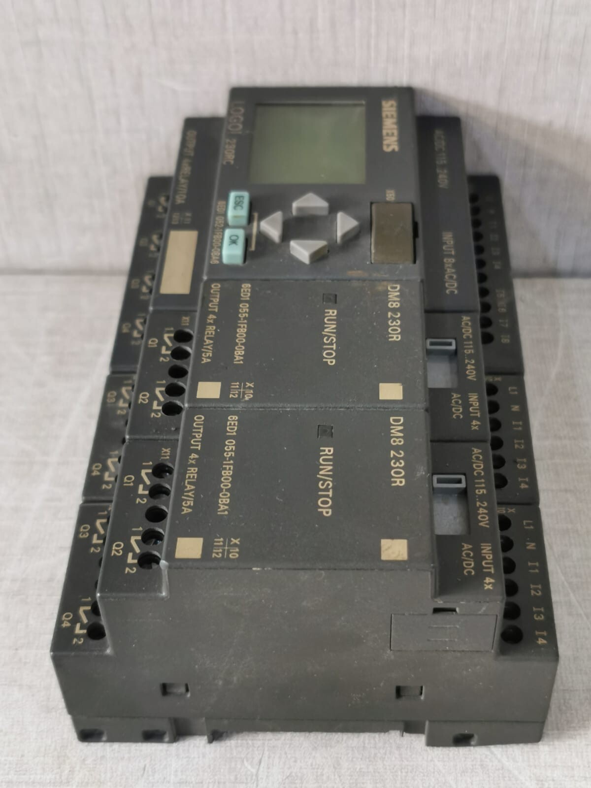 Siemens 6ED1 052-1FB00-0BA6, 6ED1 055-1FB00-0BA1 SIEMENS LOGO 230RC, 6ED1 052-1FB00-0BA6 WITH 2PCS. DM8 230R, 6ED1 055-1FB00-0BA1 8