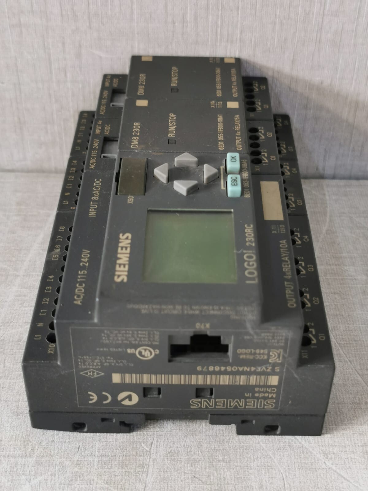 Siemens 6ED1 052-1FB00-0BA6, 6ED1 055-1FB00-0BA1 SIEMENS LOGO 230RC, 6ED1 052-1FB00-0BA6 WITH 2PCS. DM8 230R, 6ED1 055-1FB00-0BA1 9